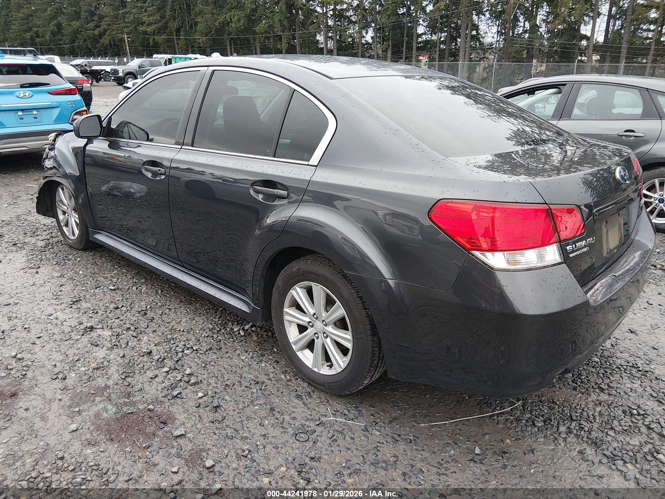 SUBARU LEGACY image 3