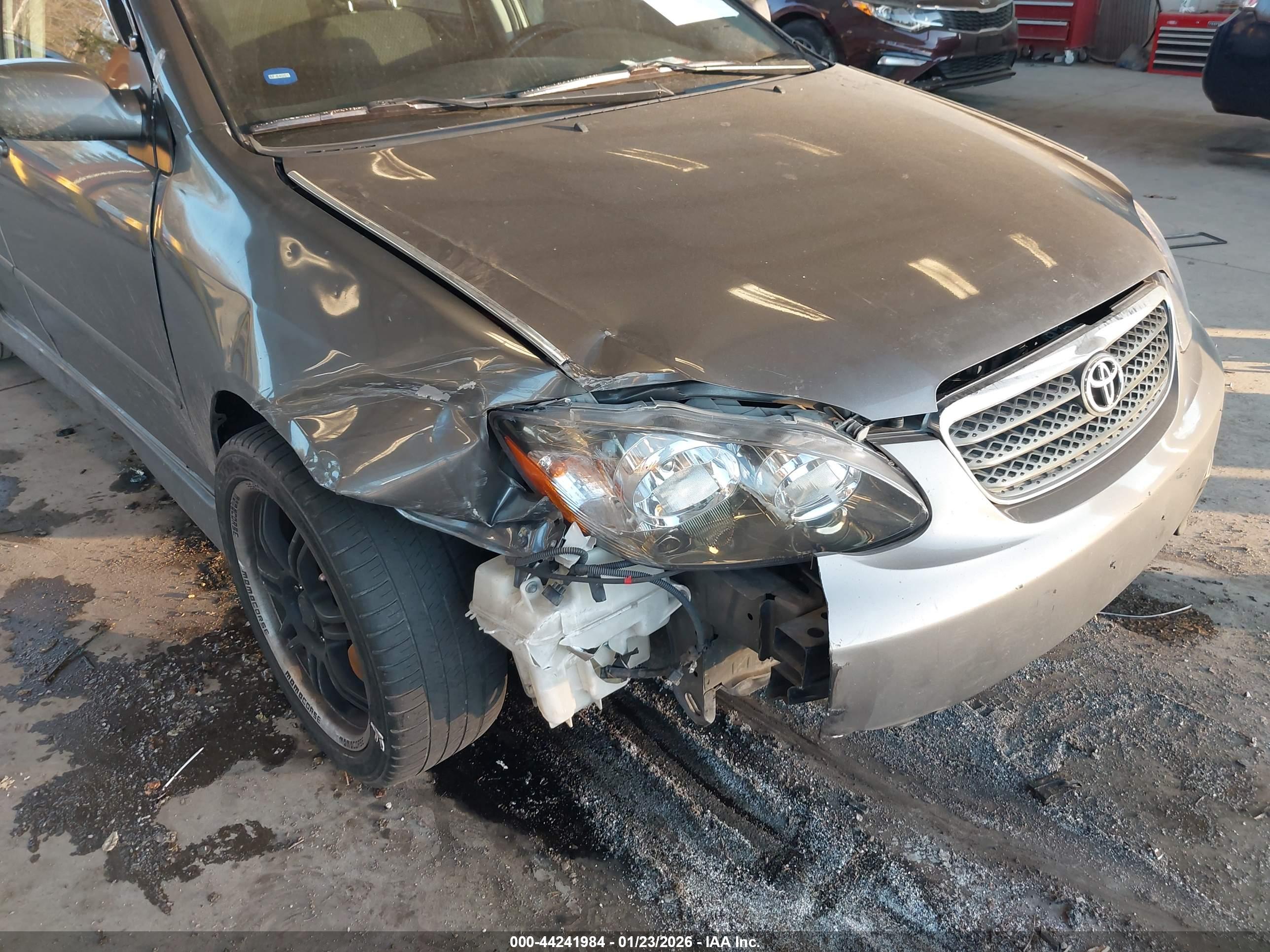 TOYOTA COROLLA image 6