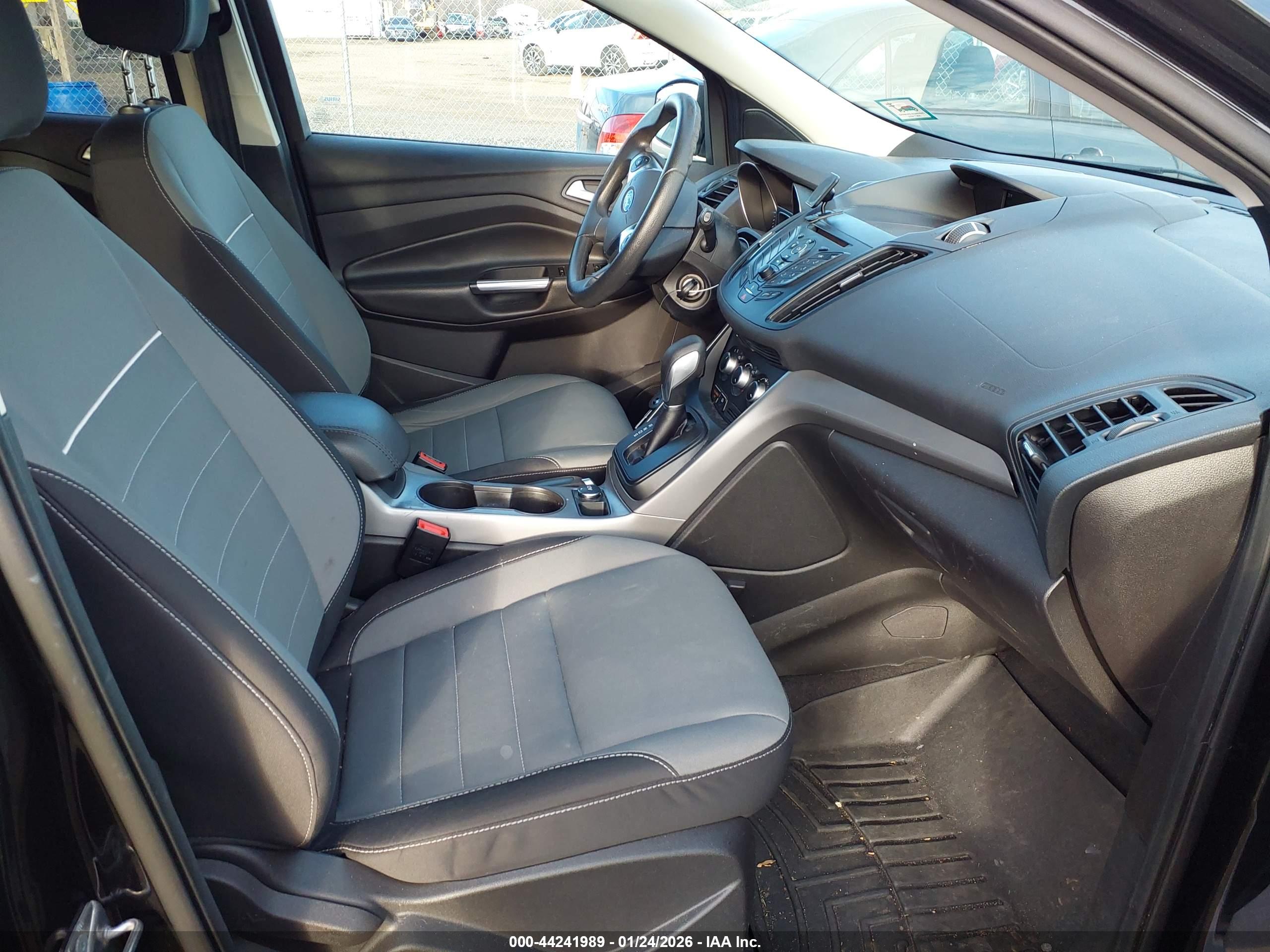 FORD ESCAPE image 5