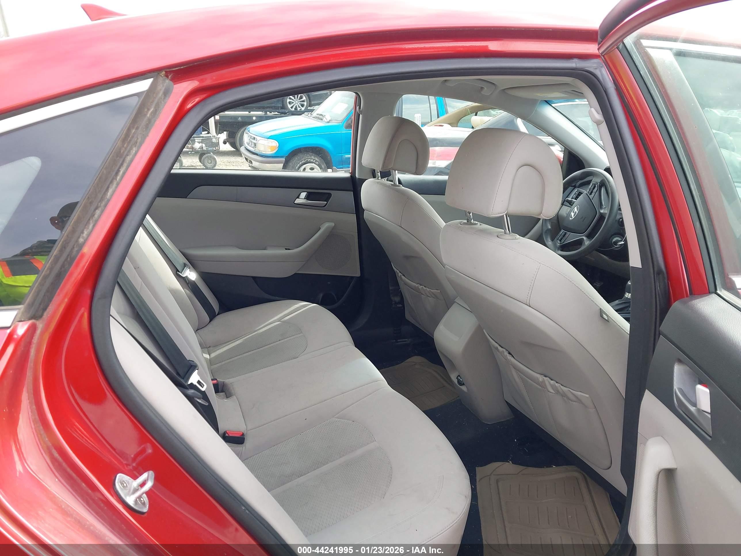 HYUNDAI SONATA image 8