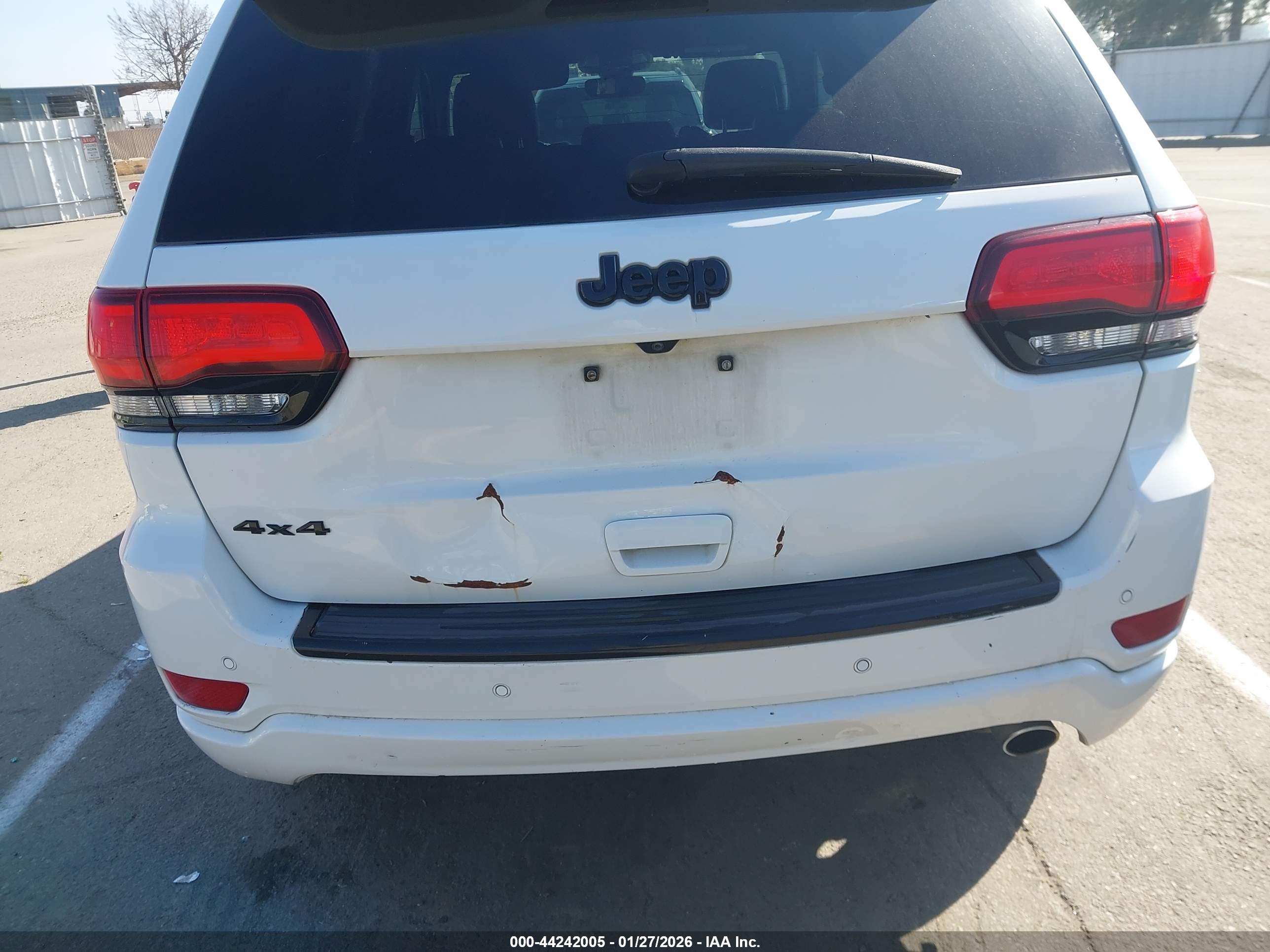 JEEP GRAND image 6