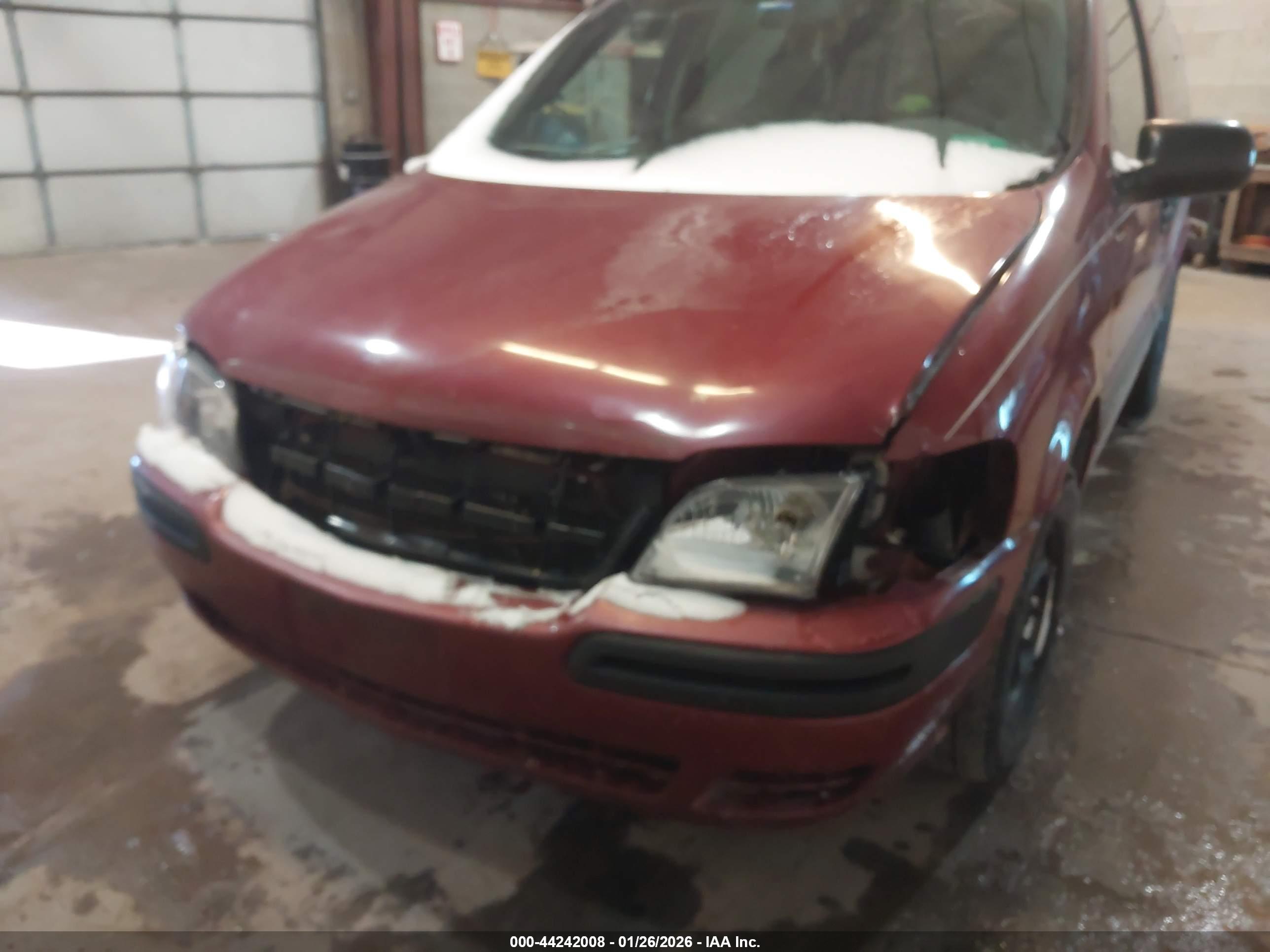 CHEVROLET VENTURE image 6