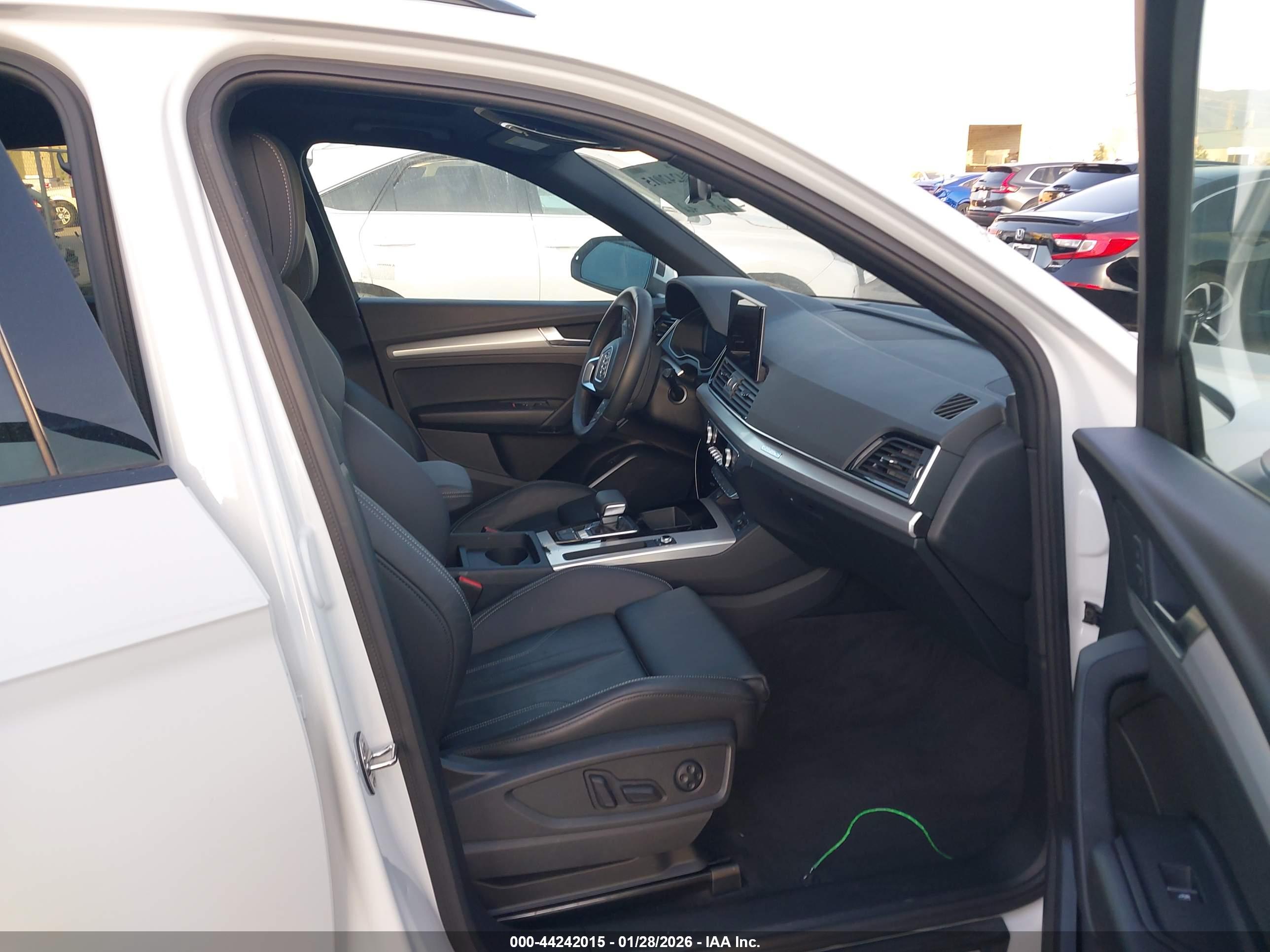 AUDI Q5 image 5