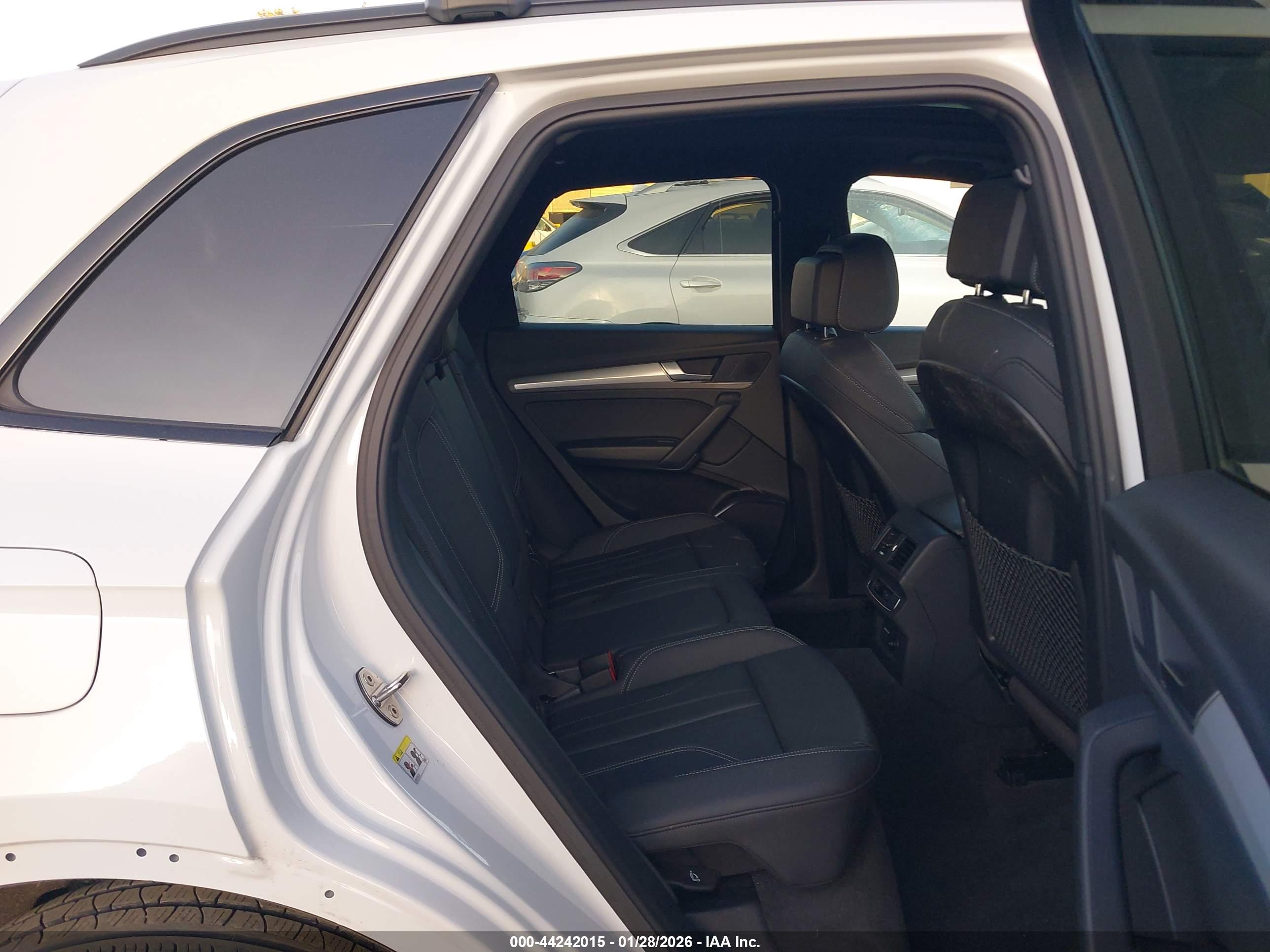 AUDI Q5 image 8