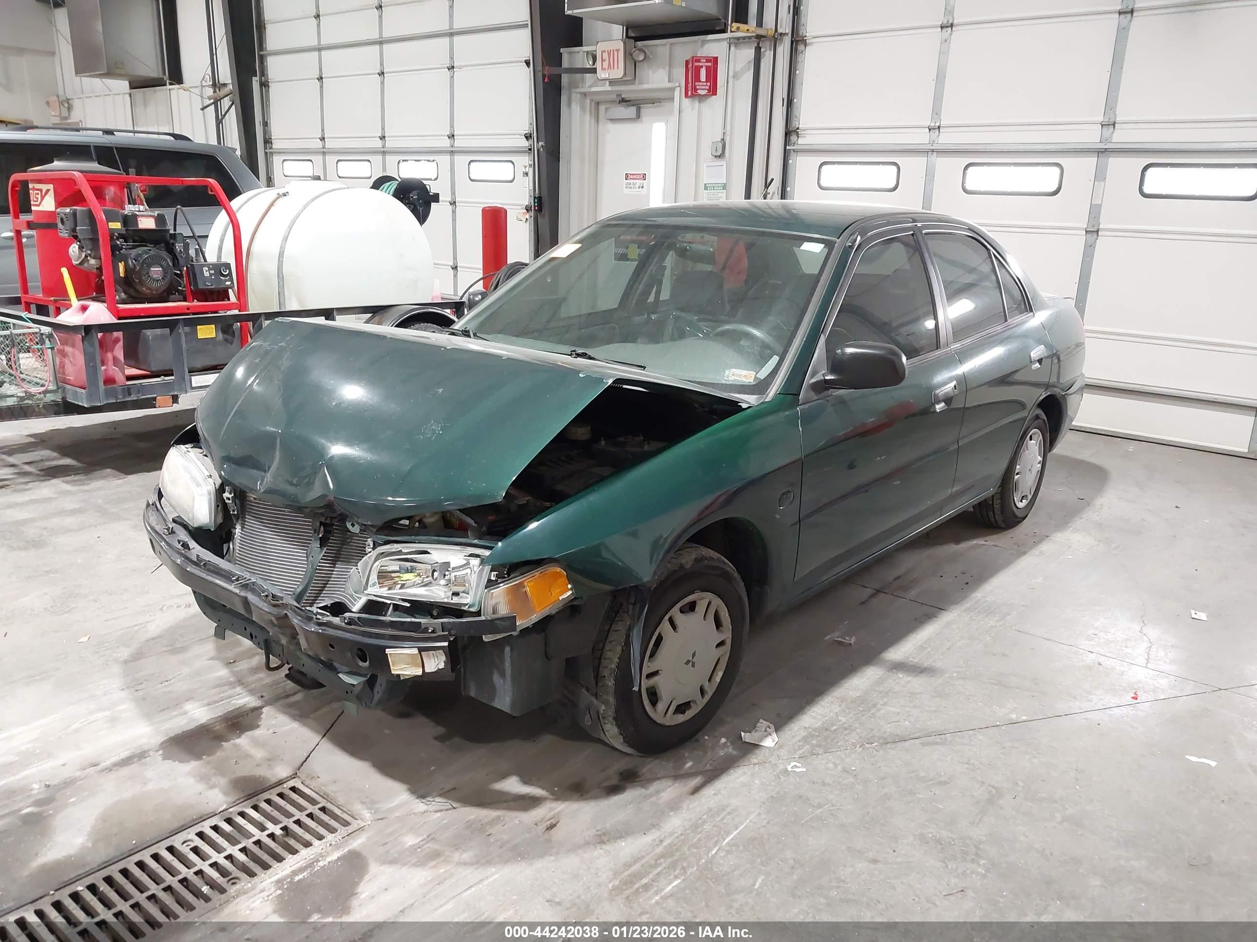 MITSUBISHI MIRAGE image 2