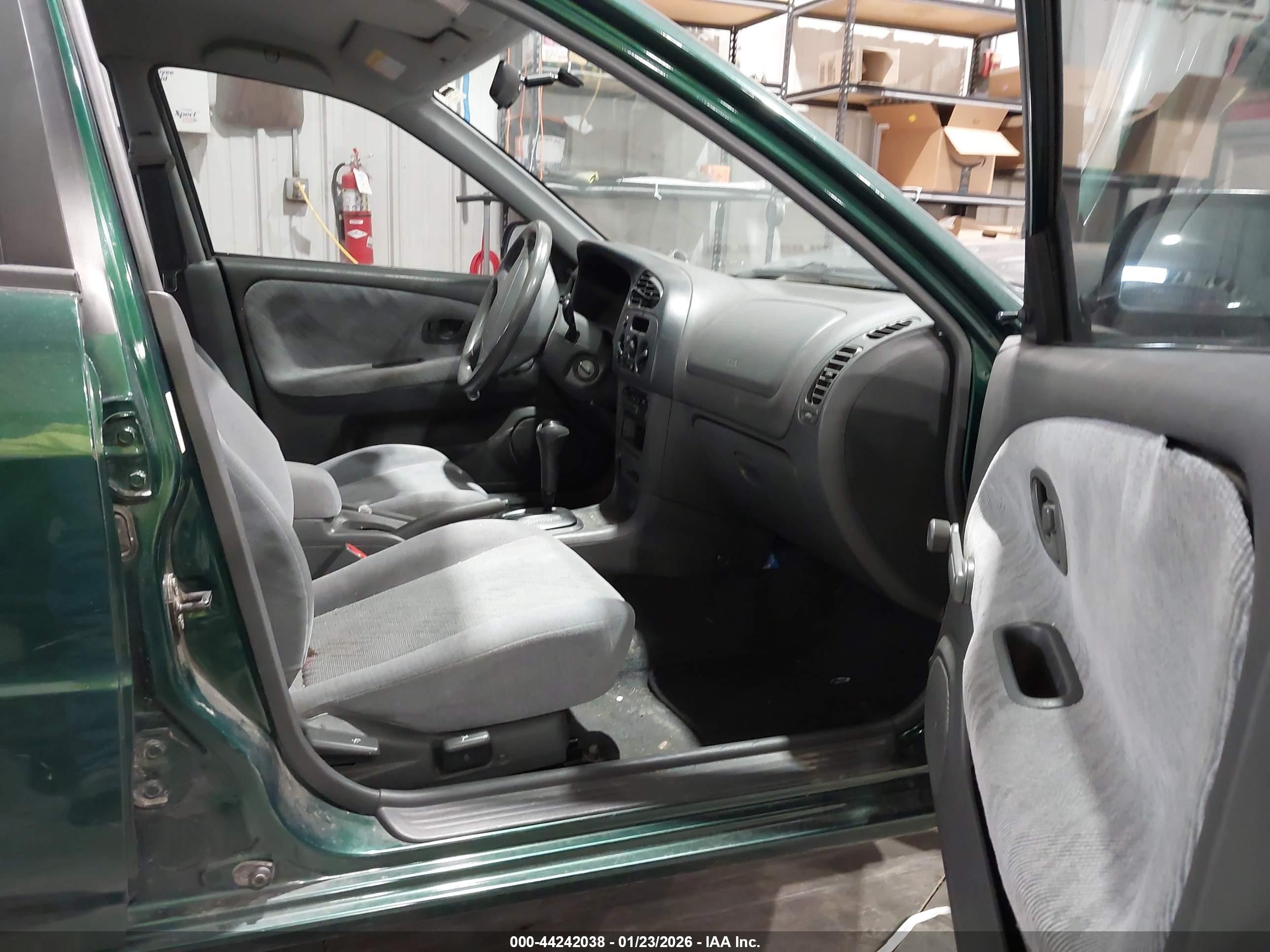 MITSUBISHI MIRAGE image 5