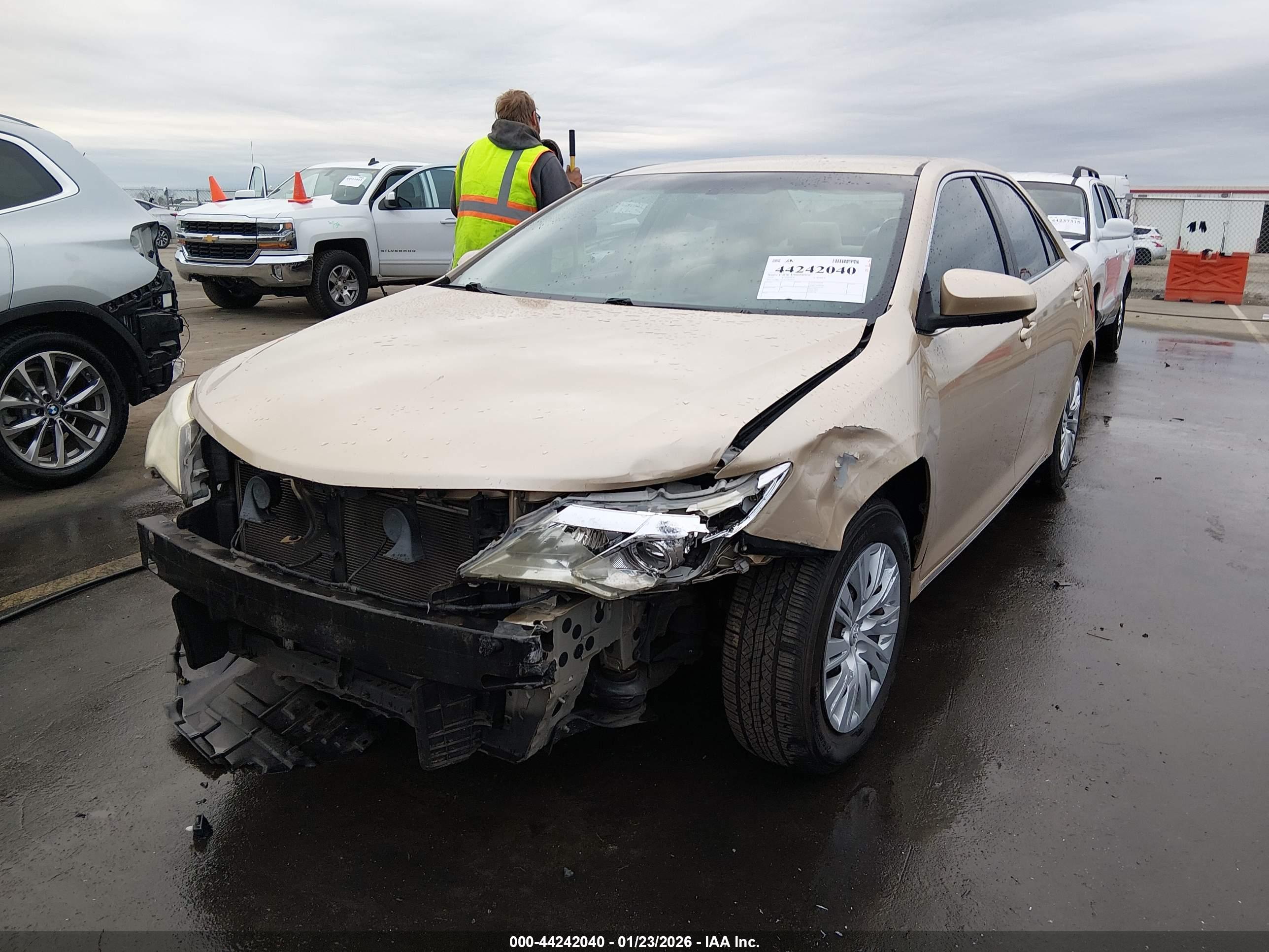 TOYOTA CAMRY image 6