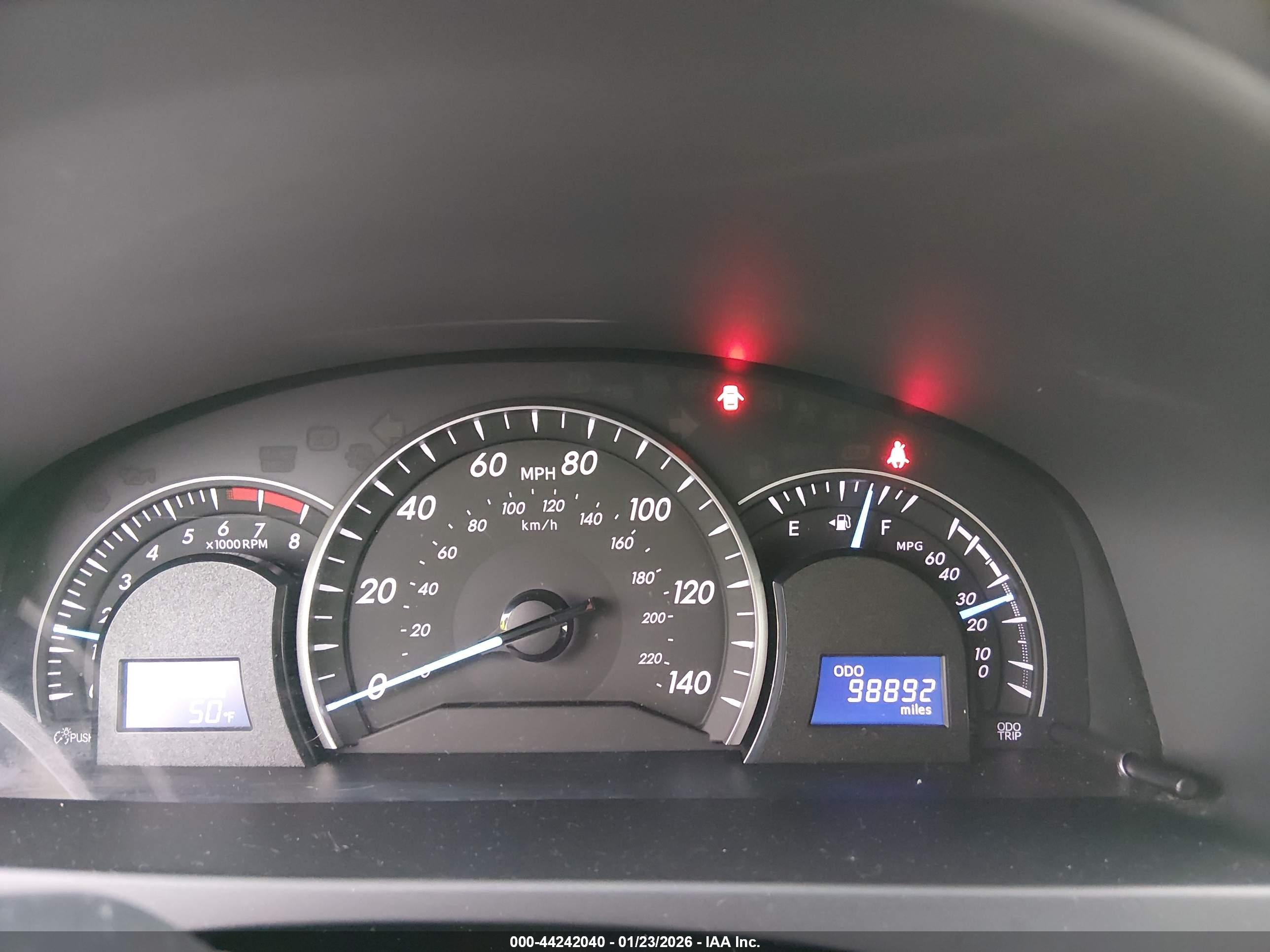 TOYOTA CAMRY image 7