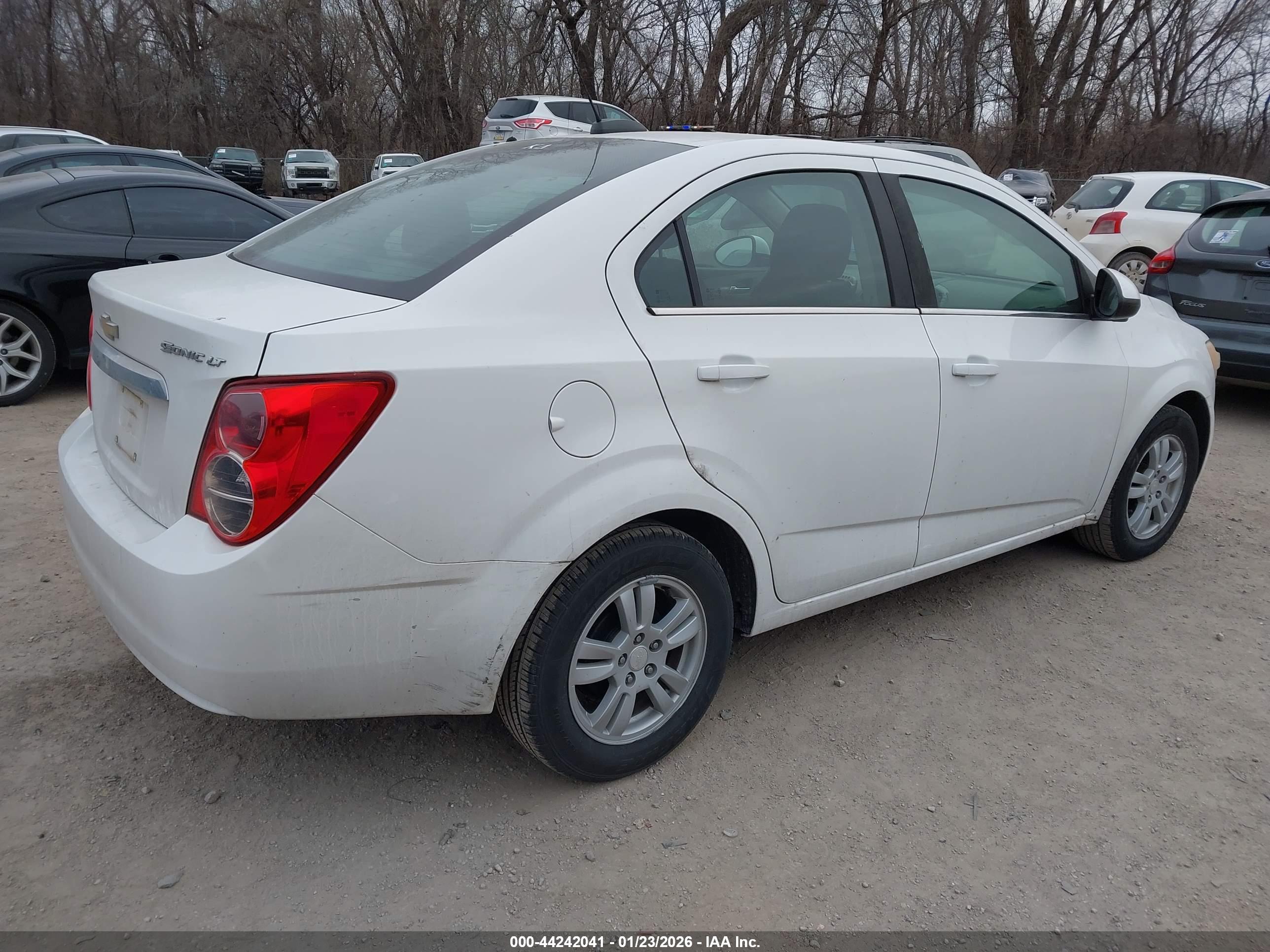 CHEVROLET SONIC image 4