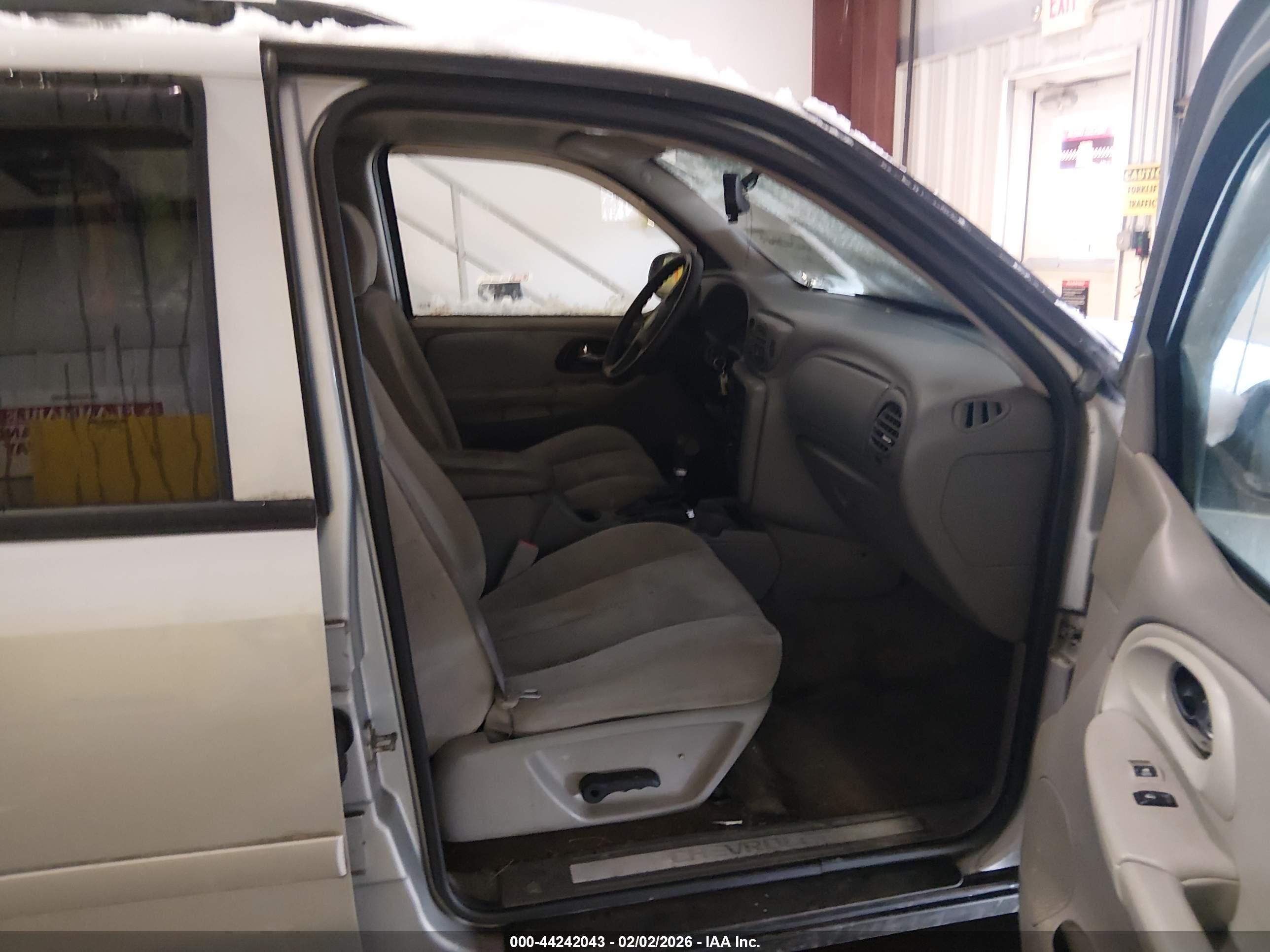 CHEVROLET TRAILBLAZER image 5