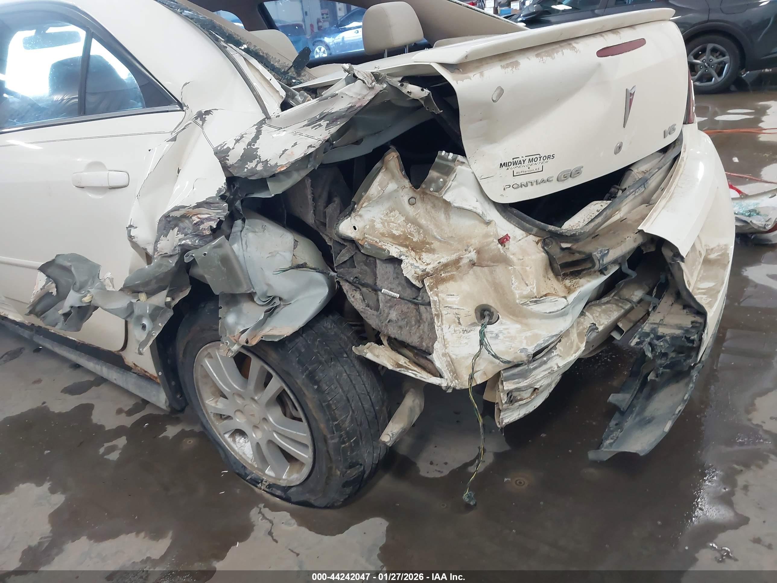 PONTIAC G6 image 6