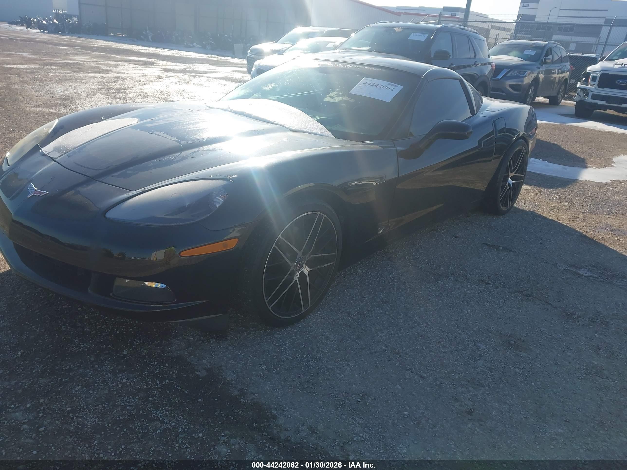 CHEVROLET CORVETTE image 2
