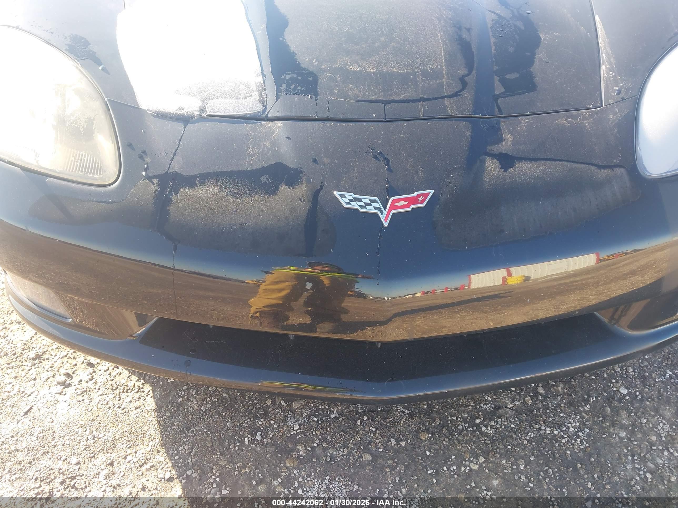 CHEVROLET CORVETTE image 6