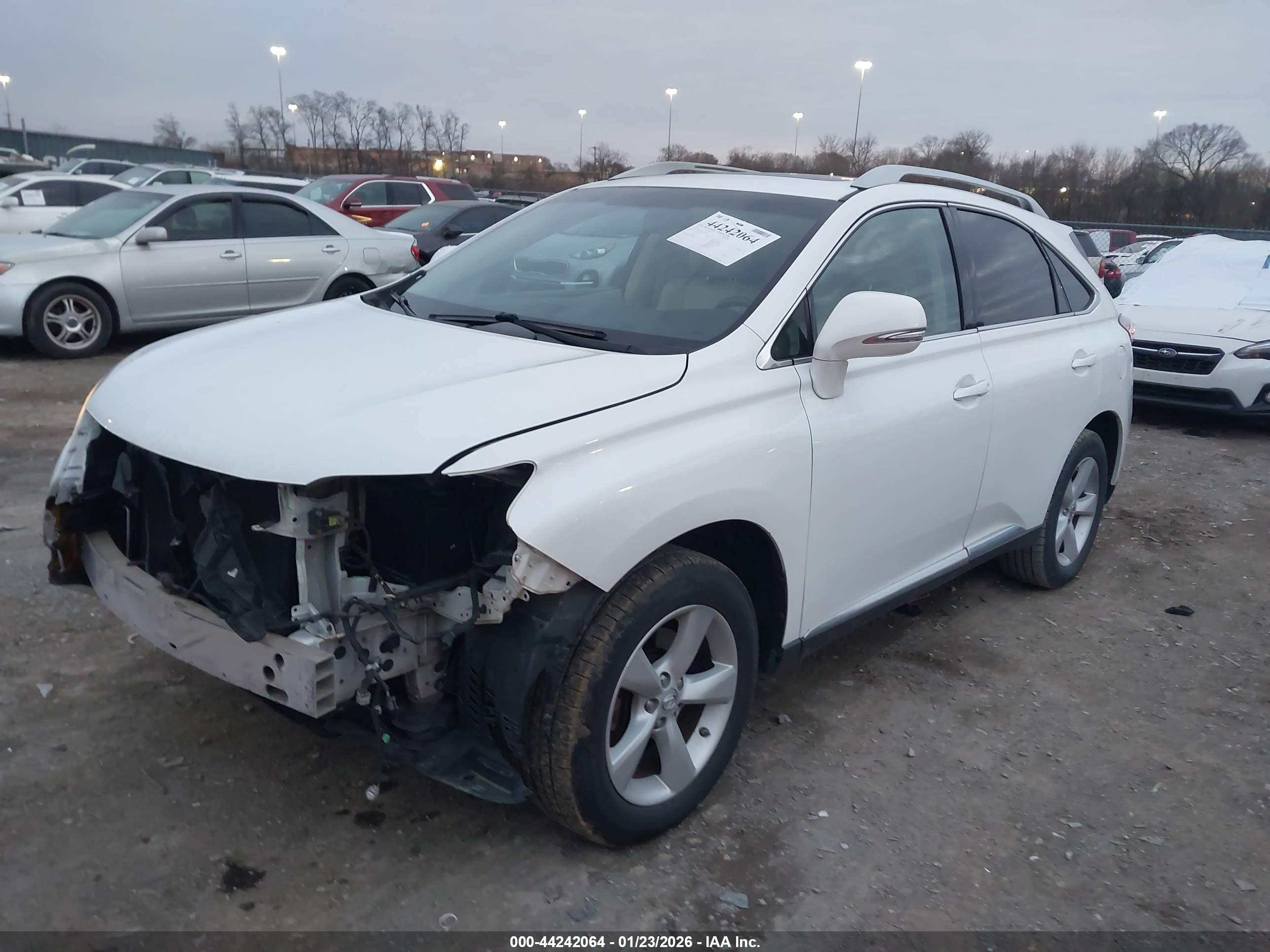 LEXUS RX image 2