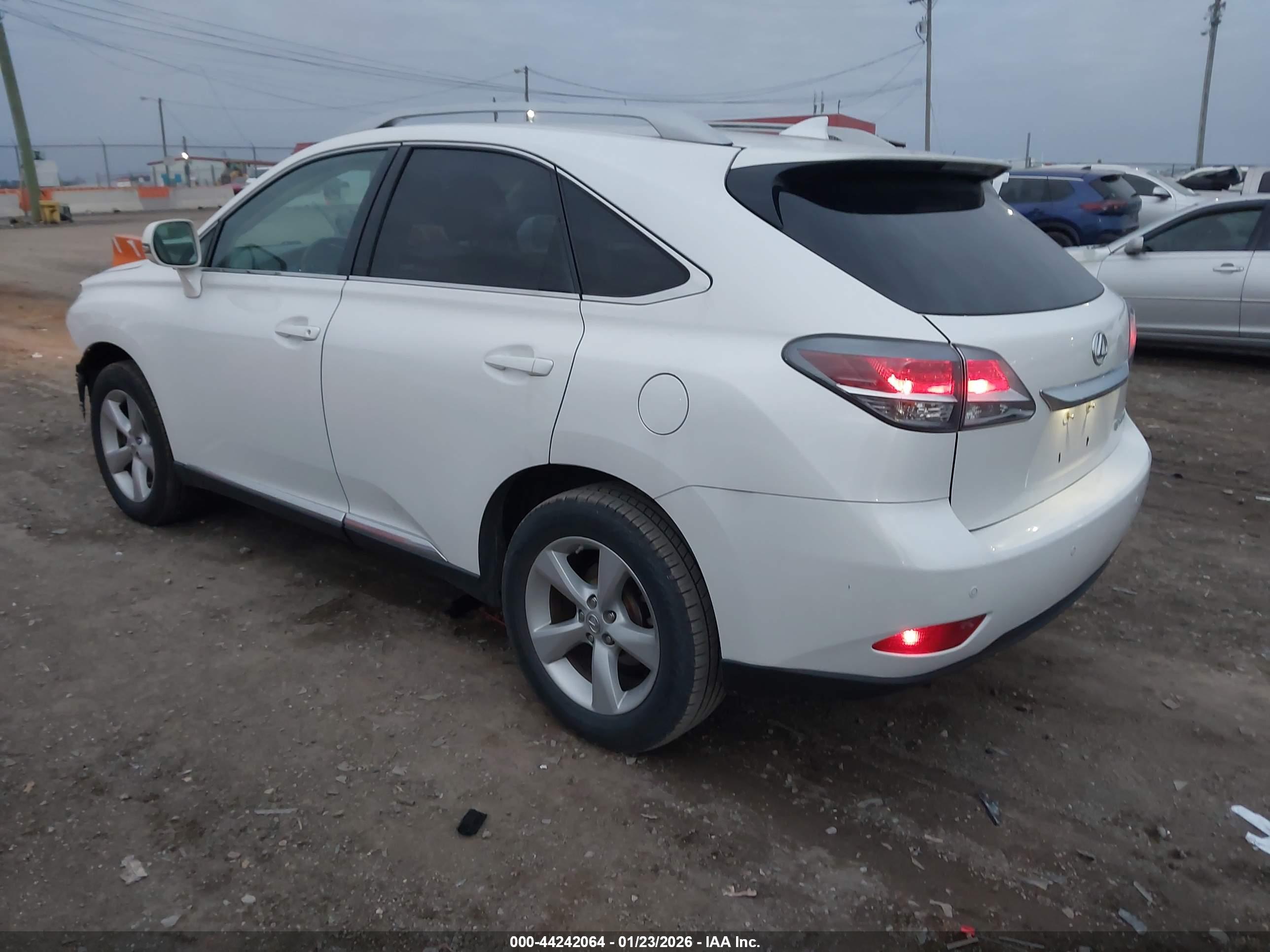 LEXUS RX image 3