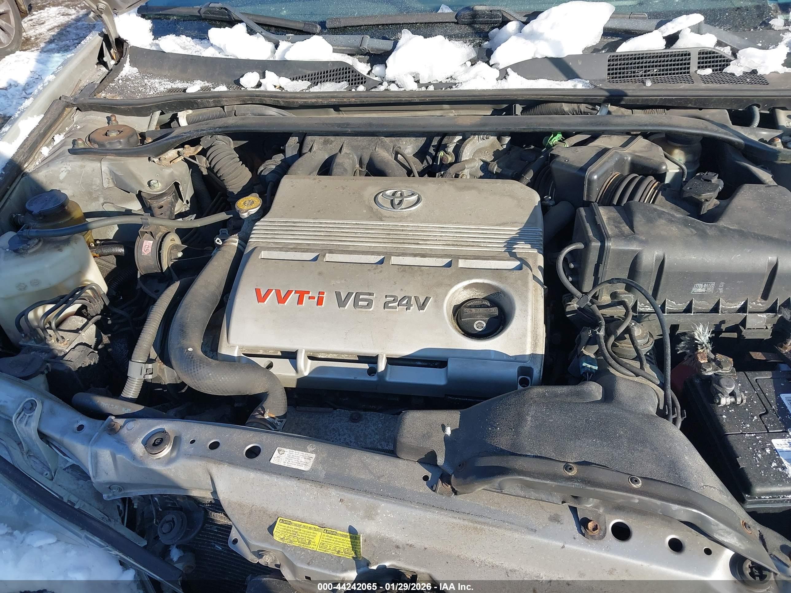TOYOTA CAMRY image 10