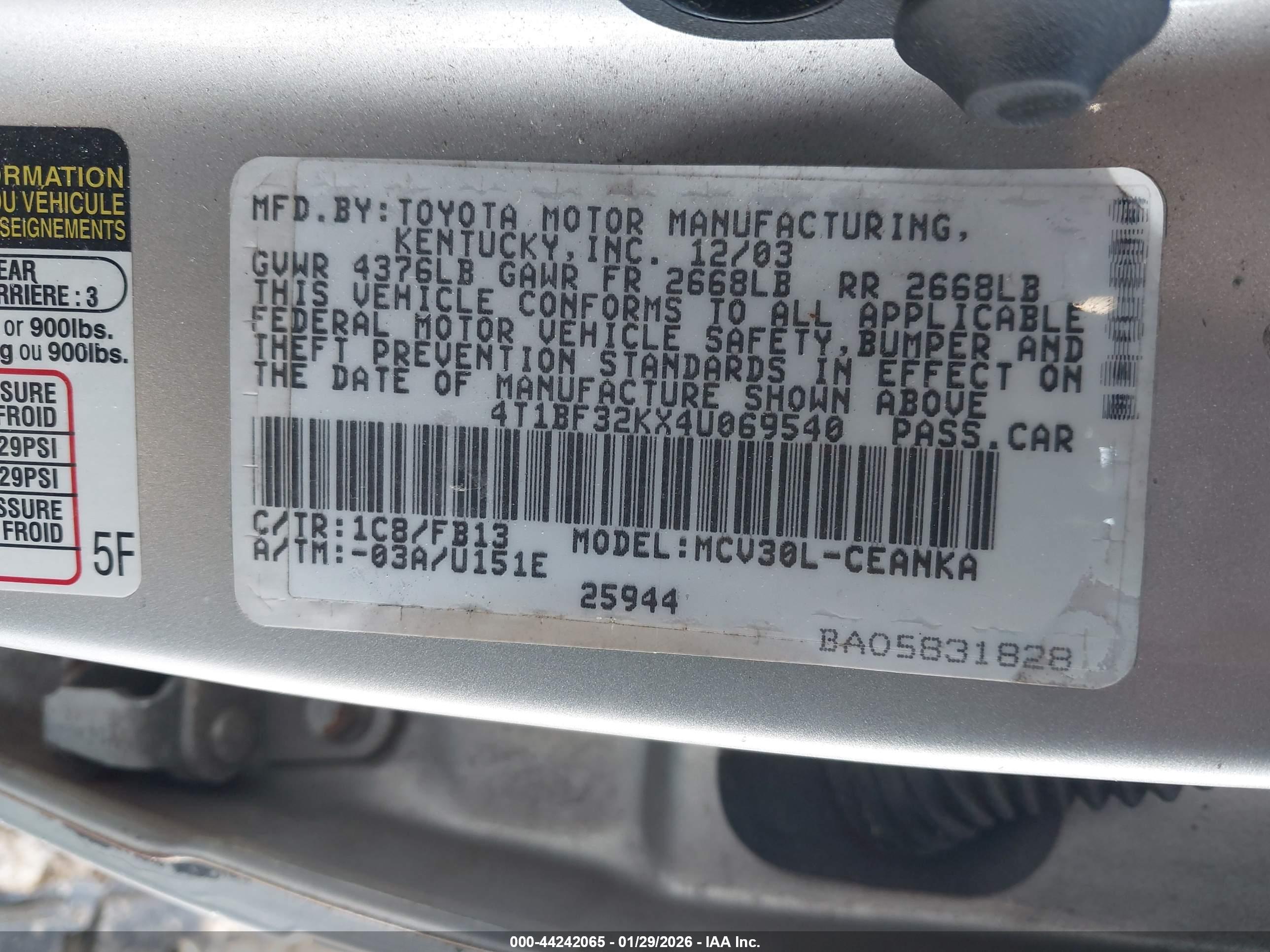 TOYOTA CAMRY image 9