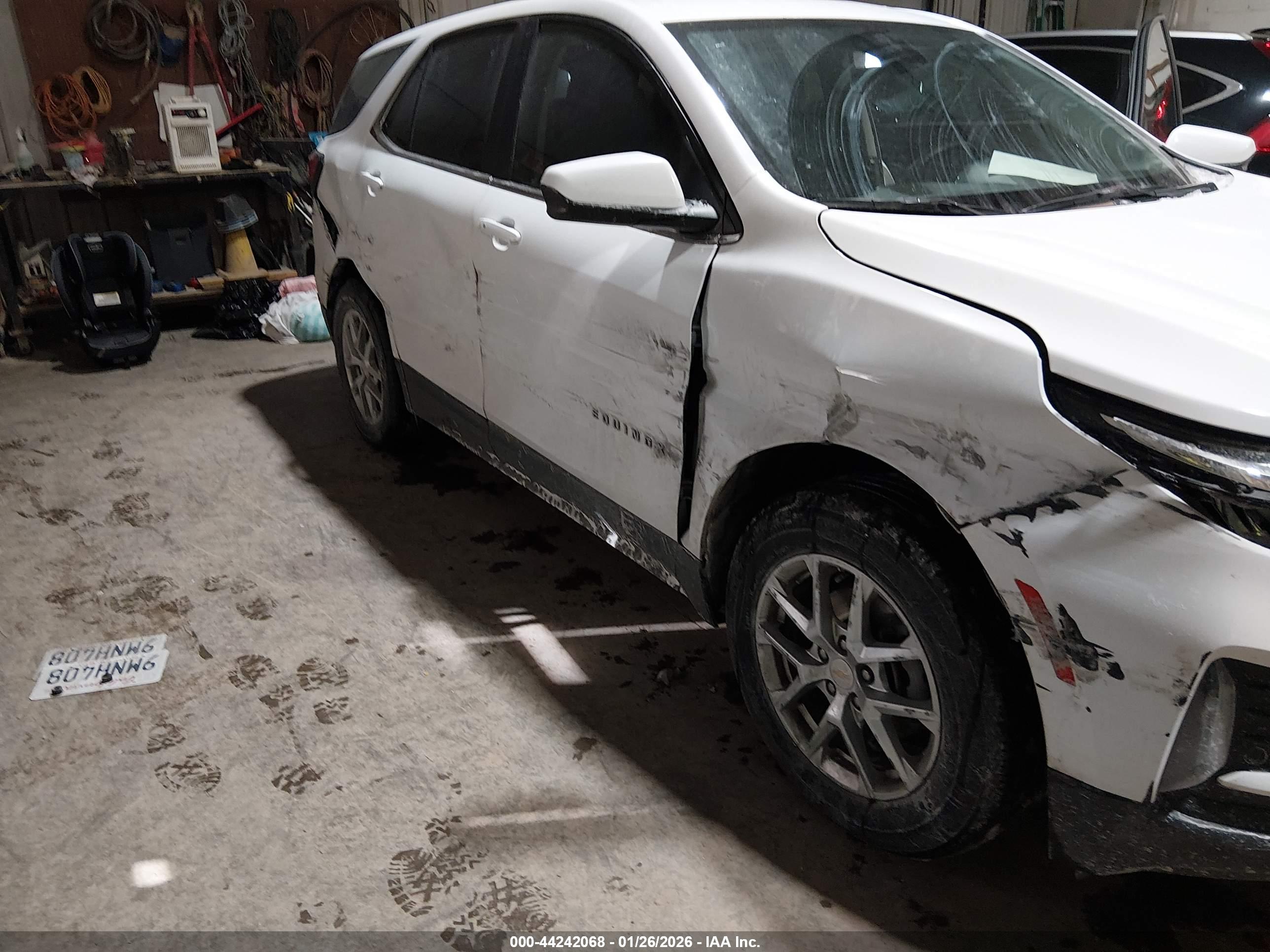 CHEVROLET EQUINOX image 6