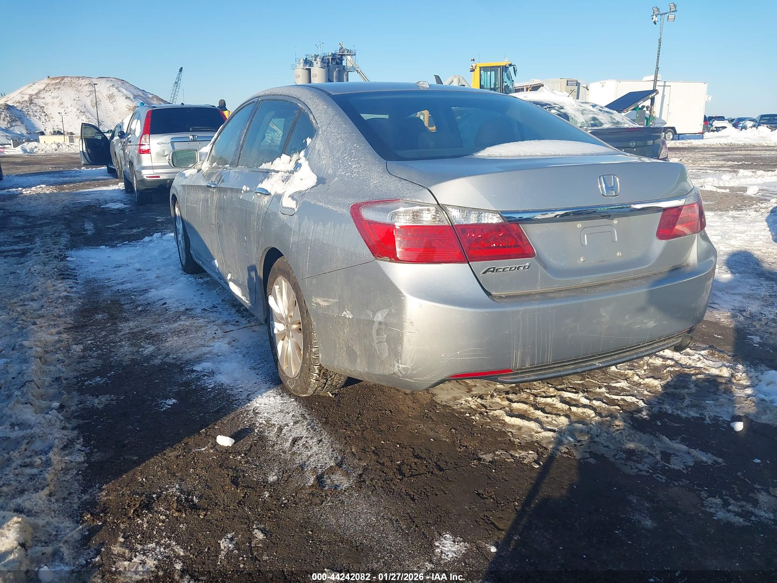 HONDA ACCORD image 3