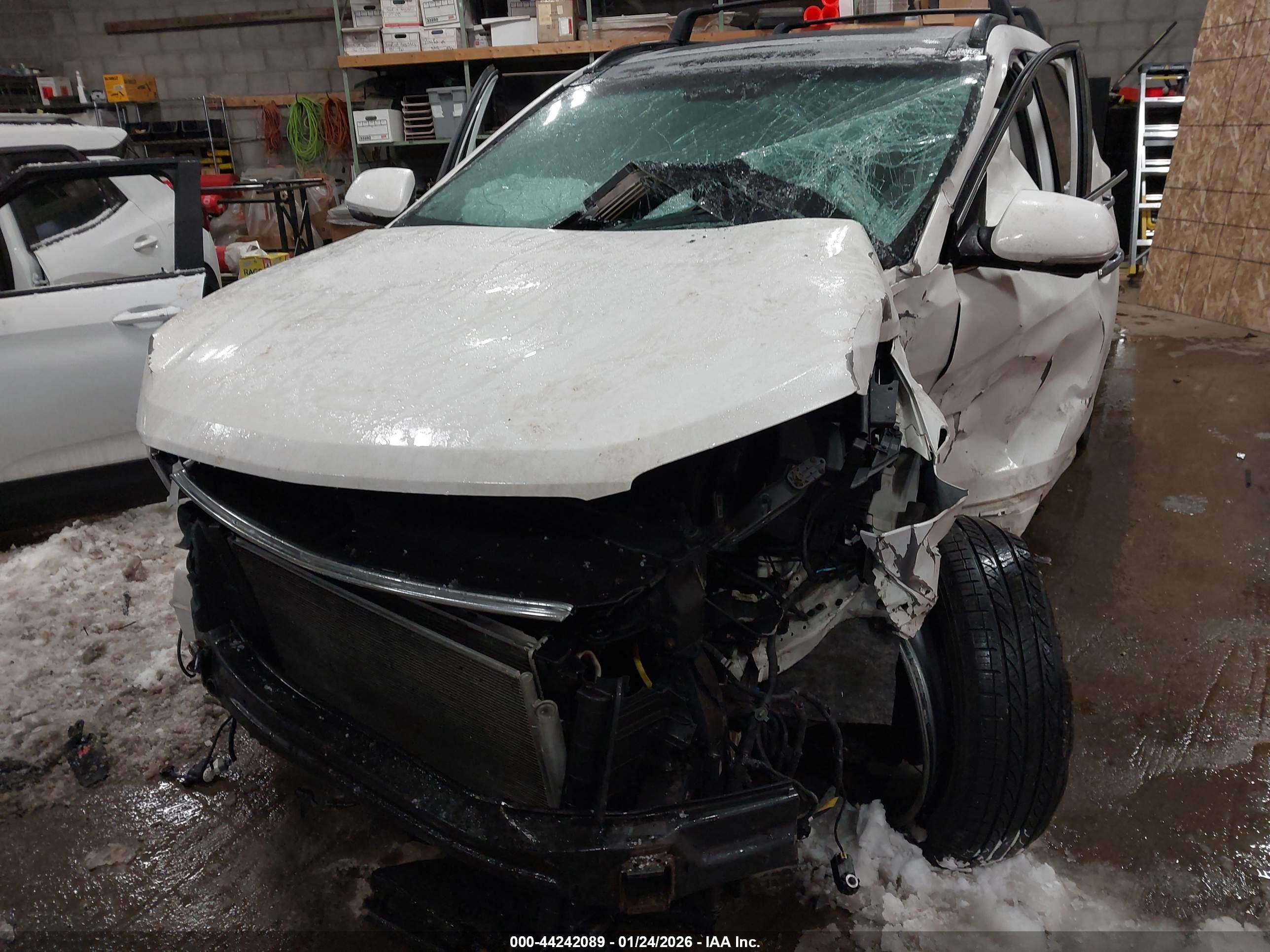 HYUNDAI SANTA image 6