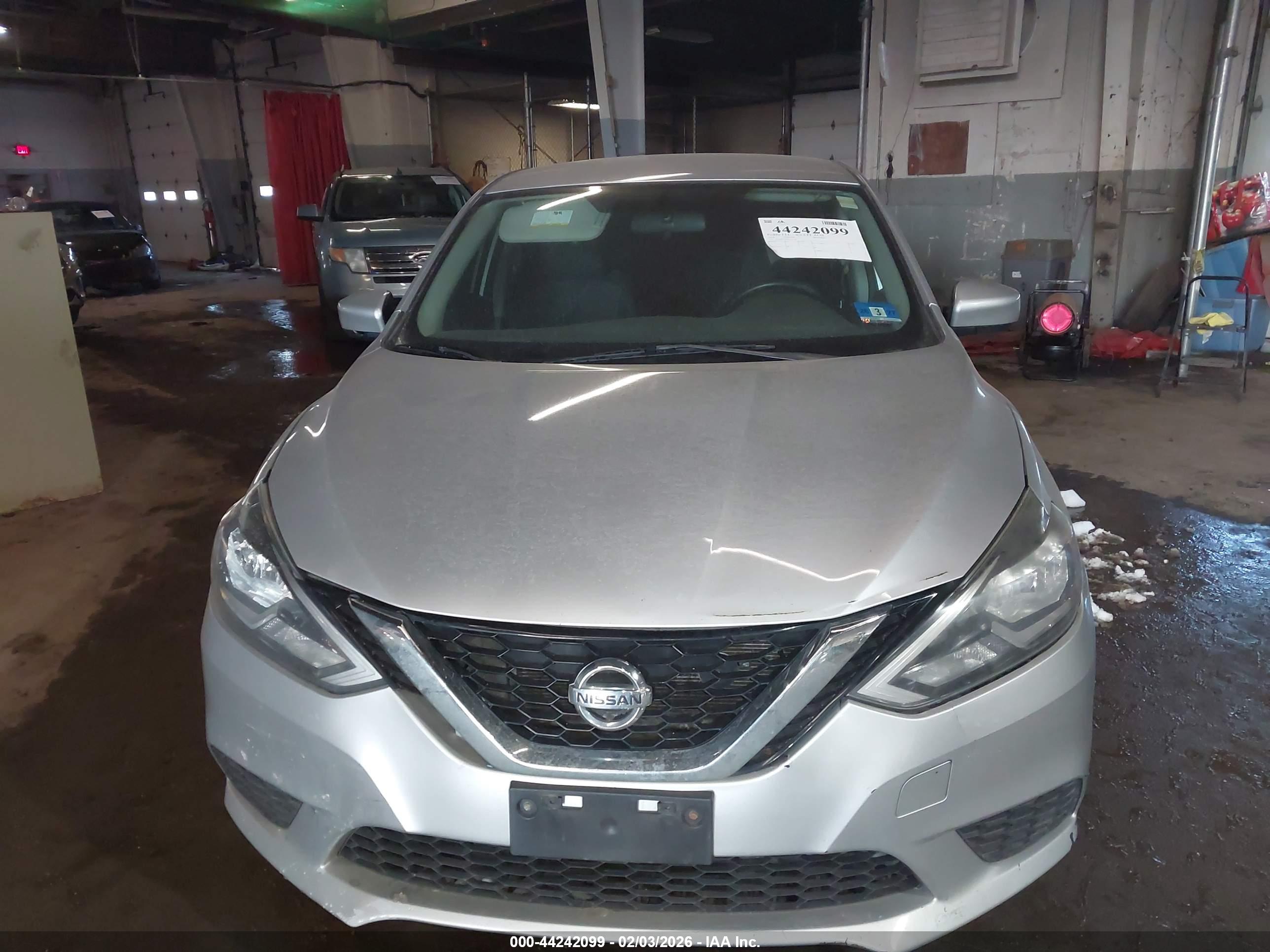 NISSAN SENTRA image 6