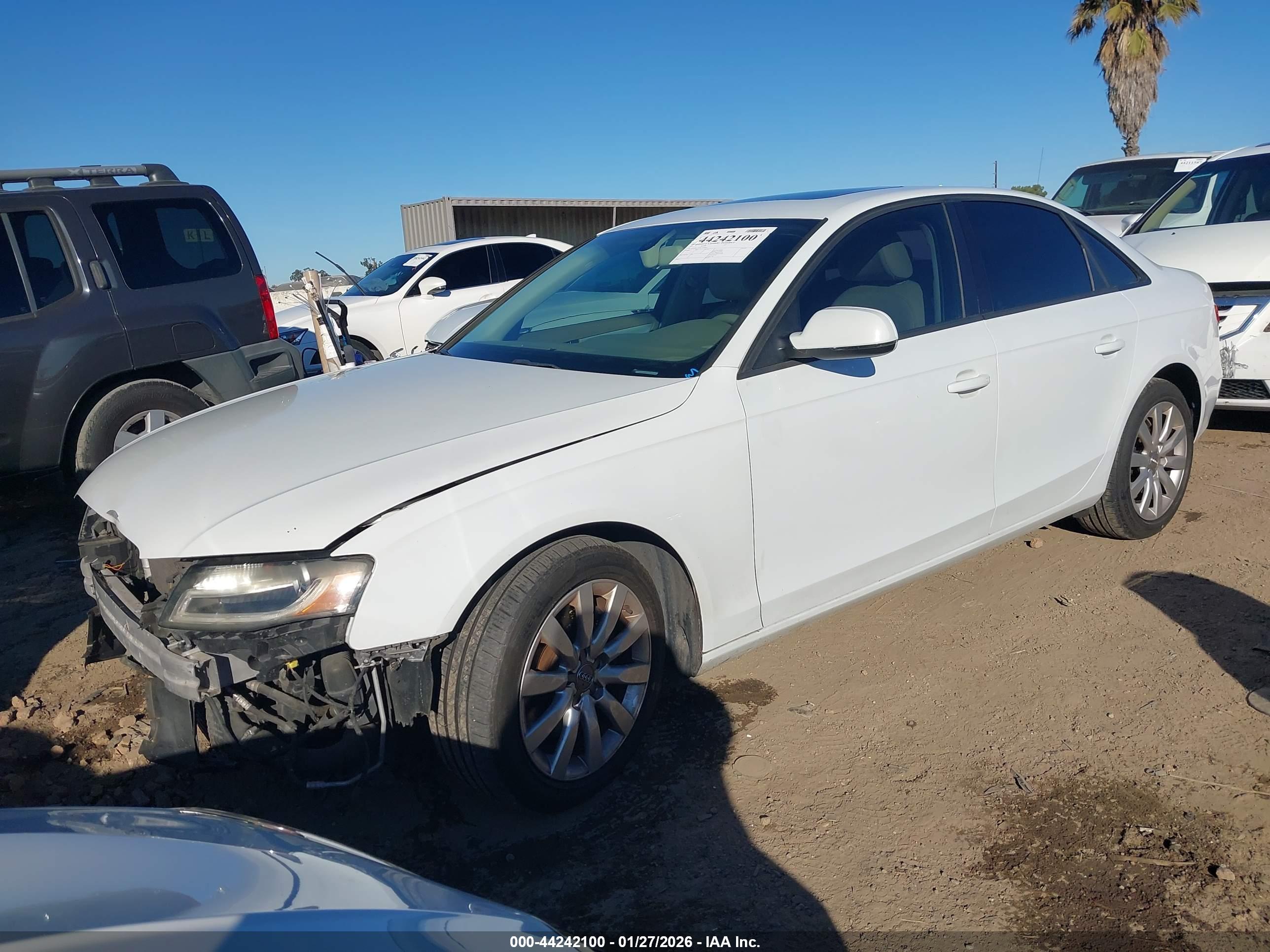 AUDI A4 image 2