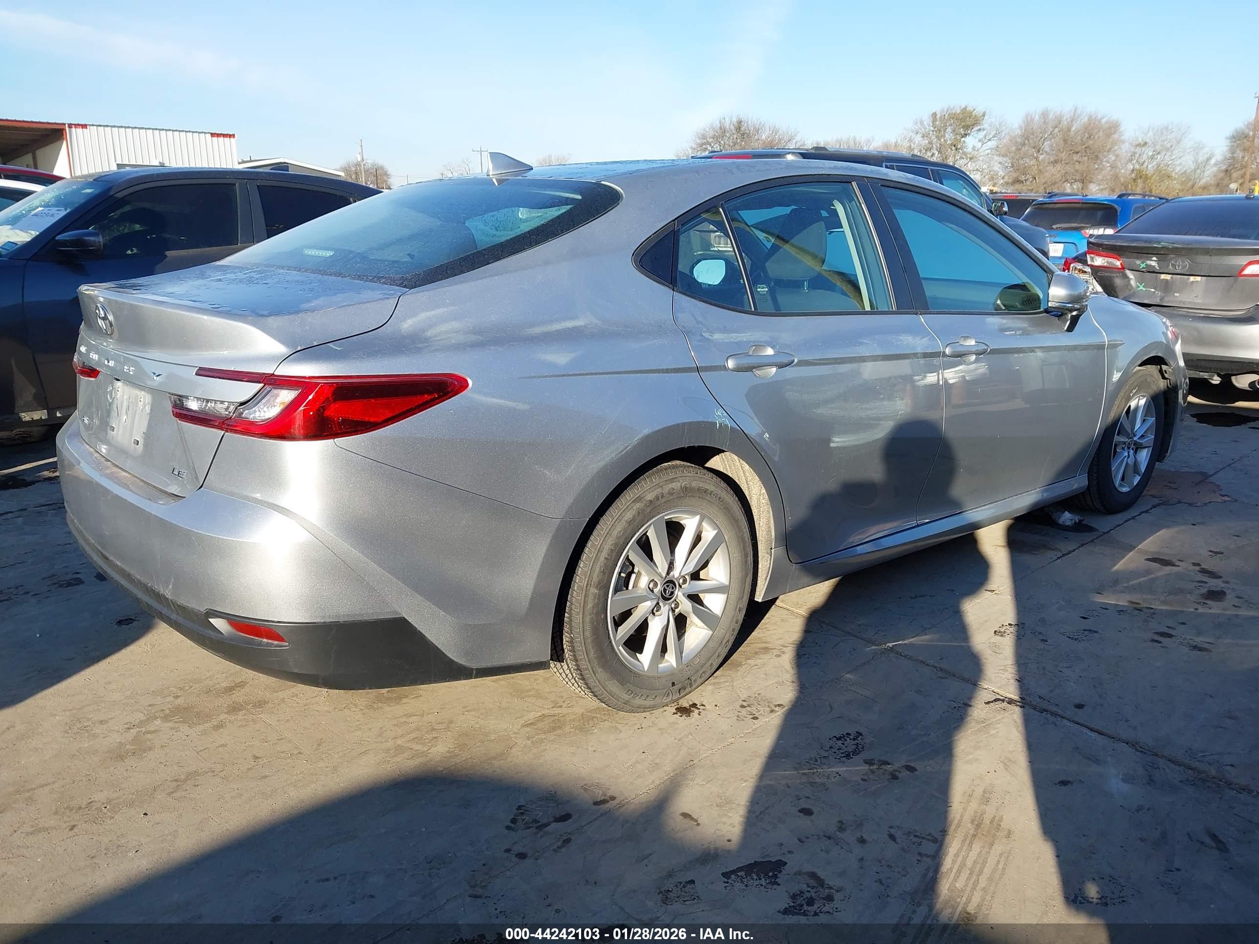 TOYOTA CAMRY image 4