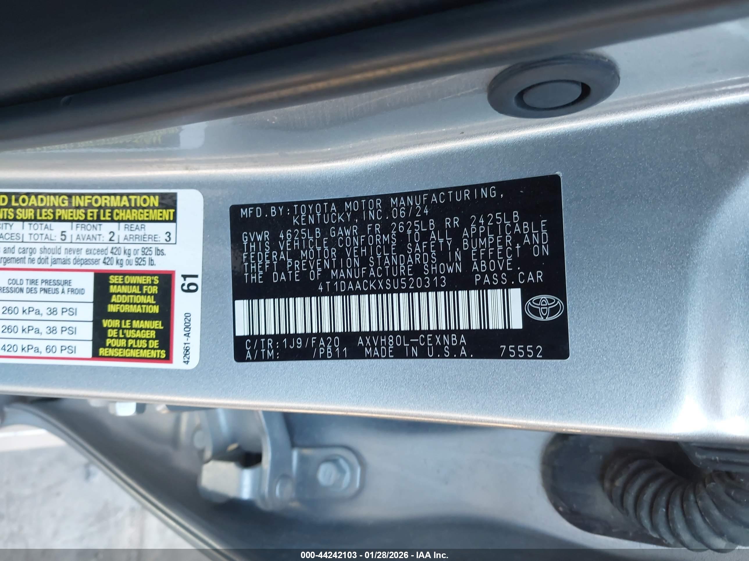 TOYOTA CAMRY image 9