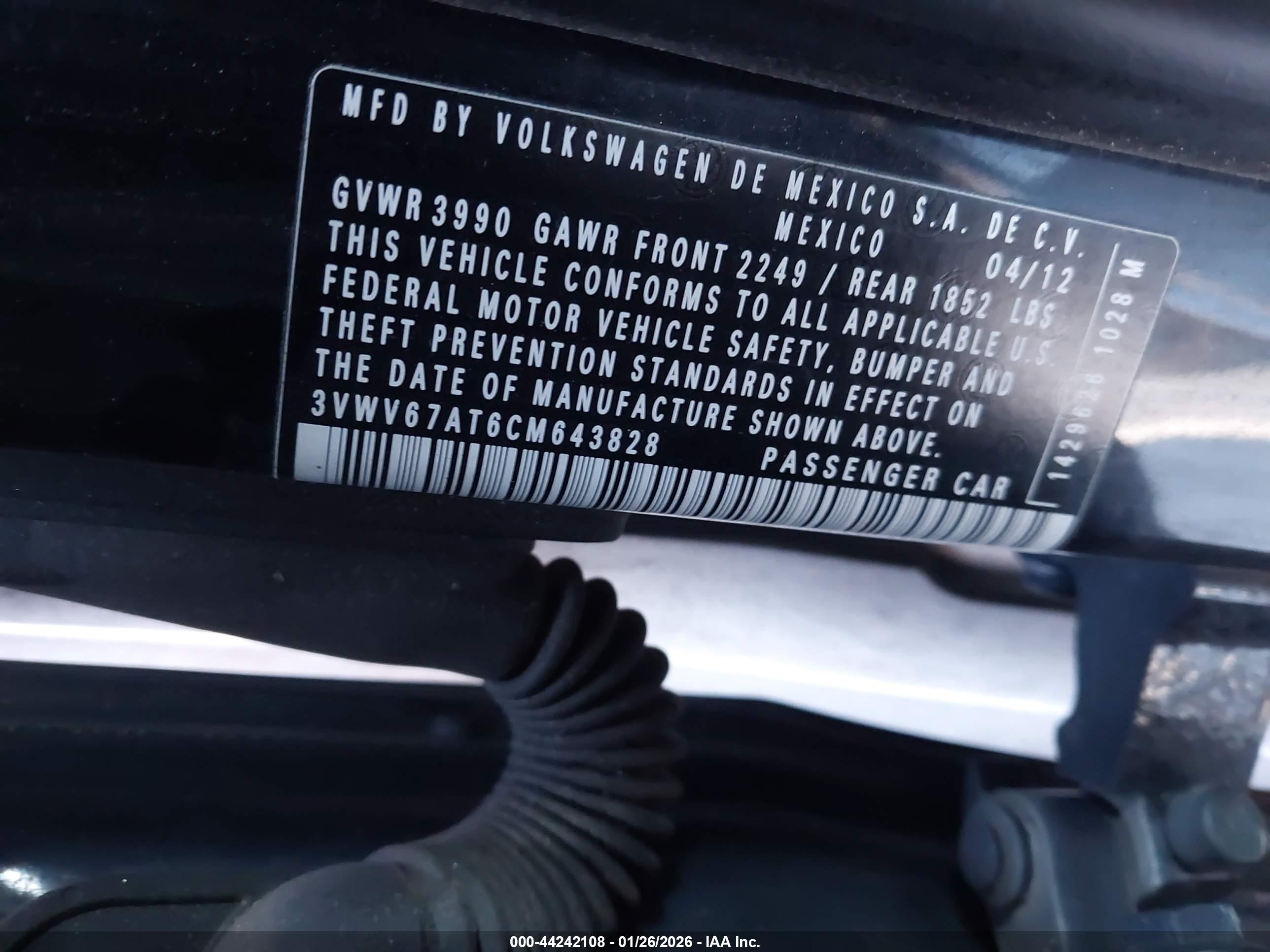 VOLKSWAGEN BEETLE image 9