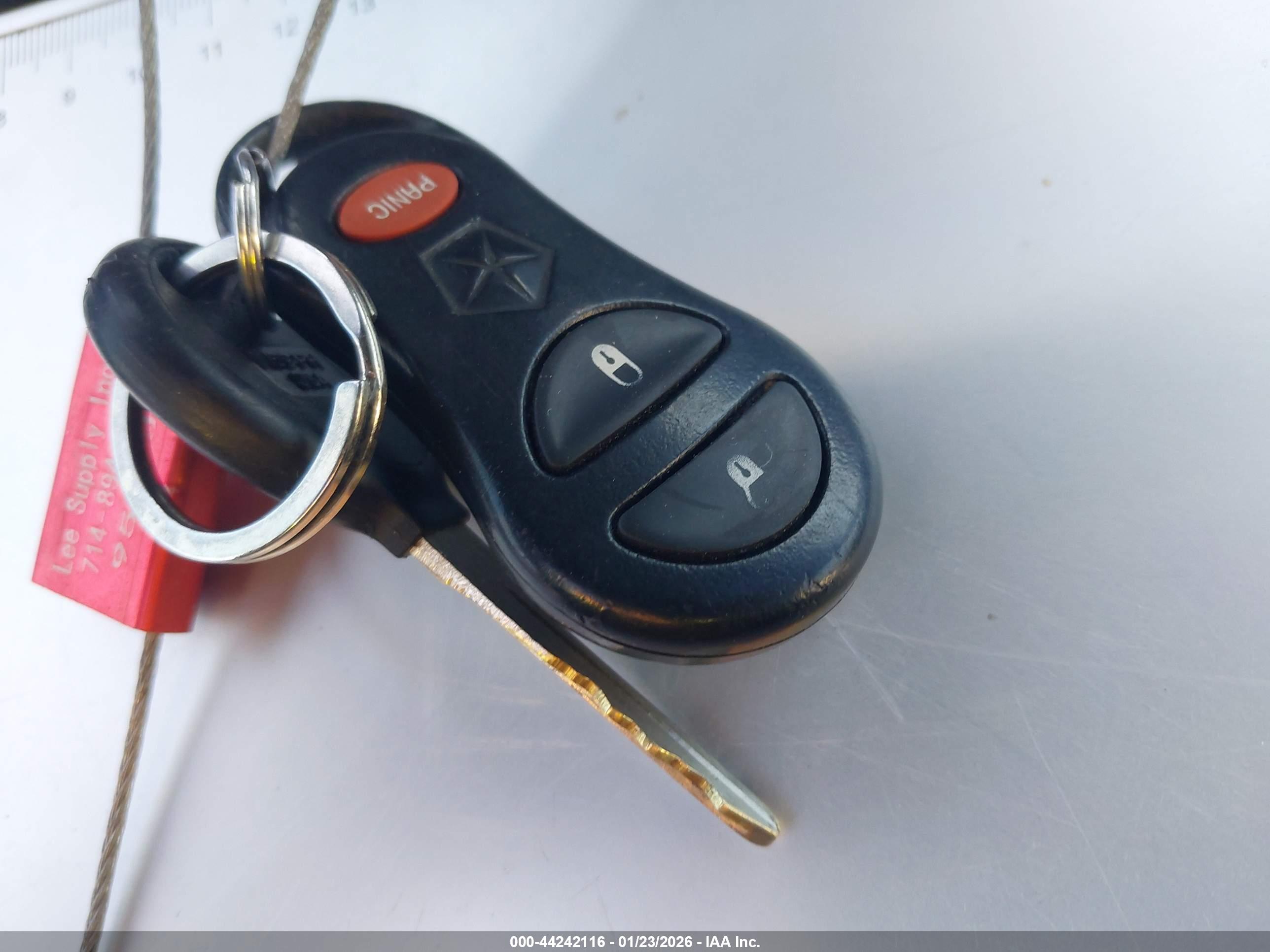 CHRYSLER TOWN image 11
