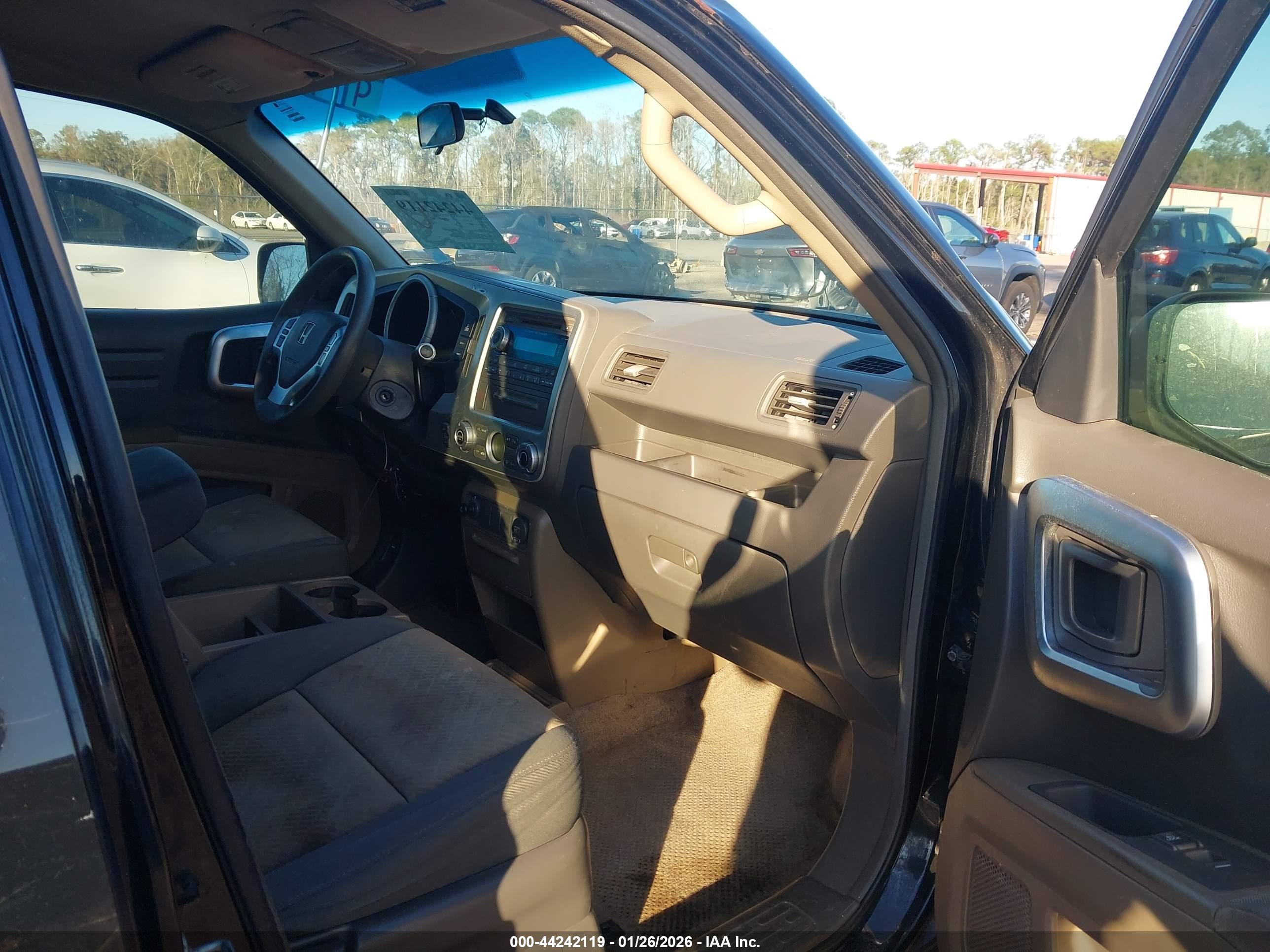 HONDA RIDGELINE image 5