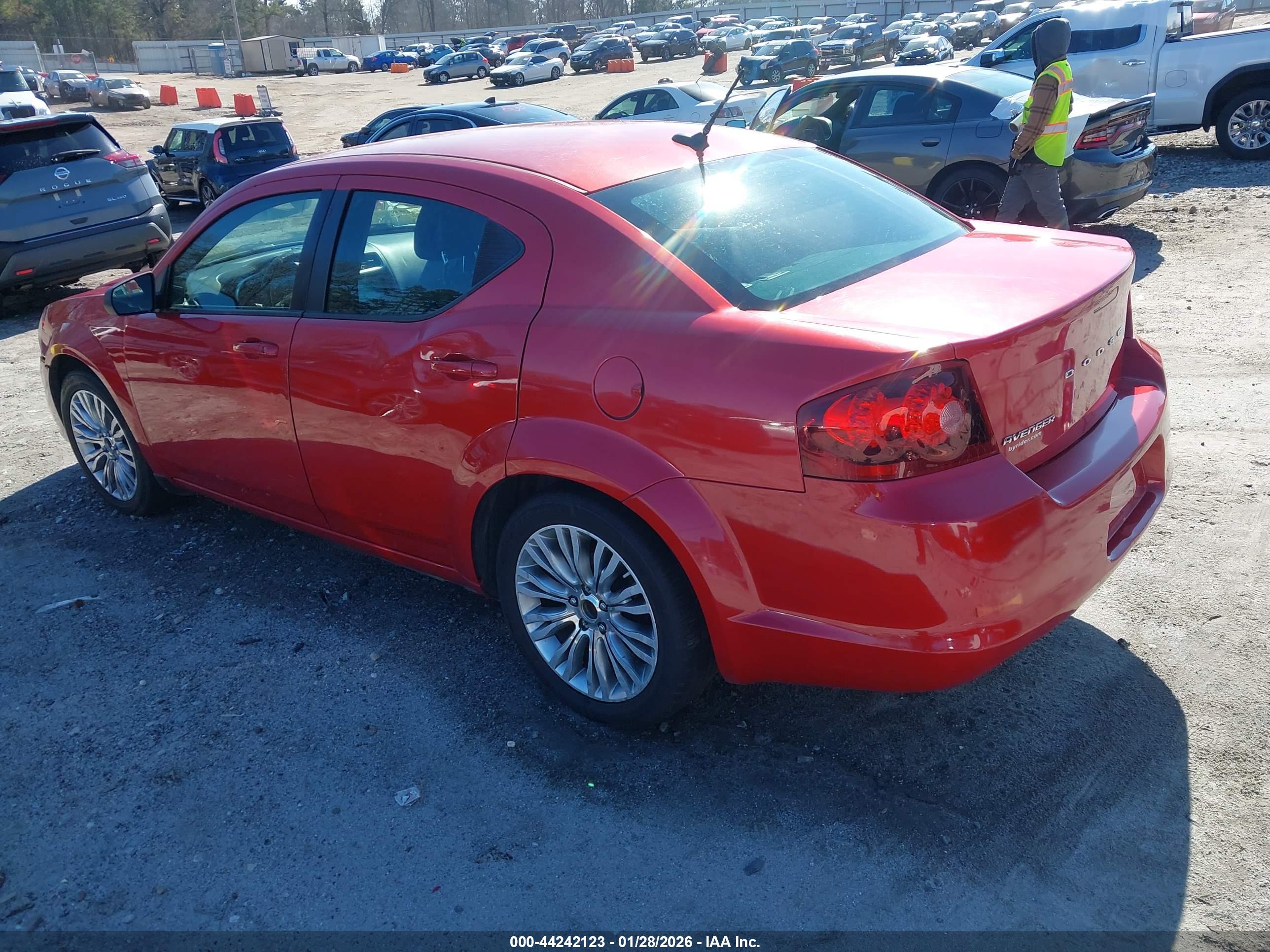 DODGE AVENGER image 3