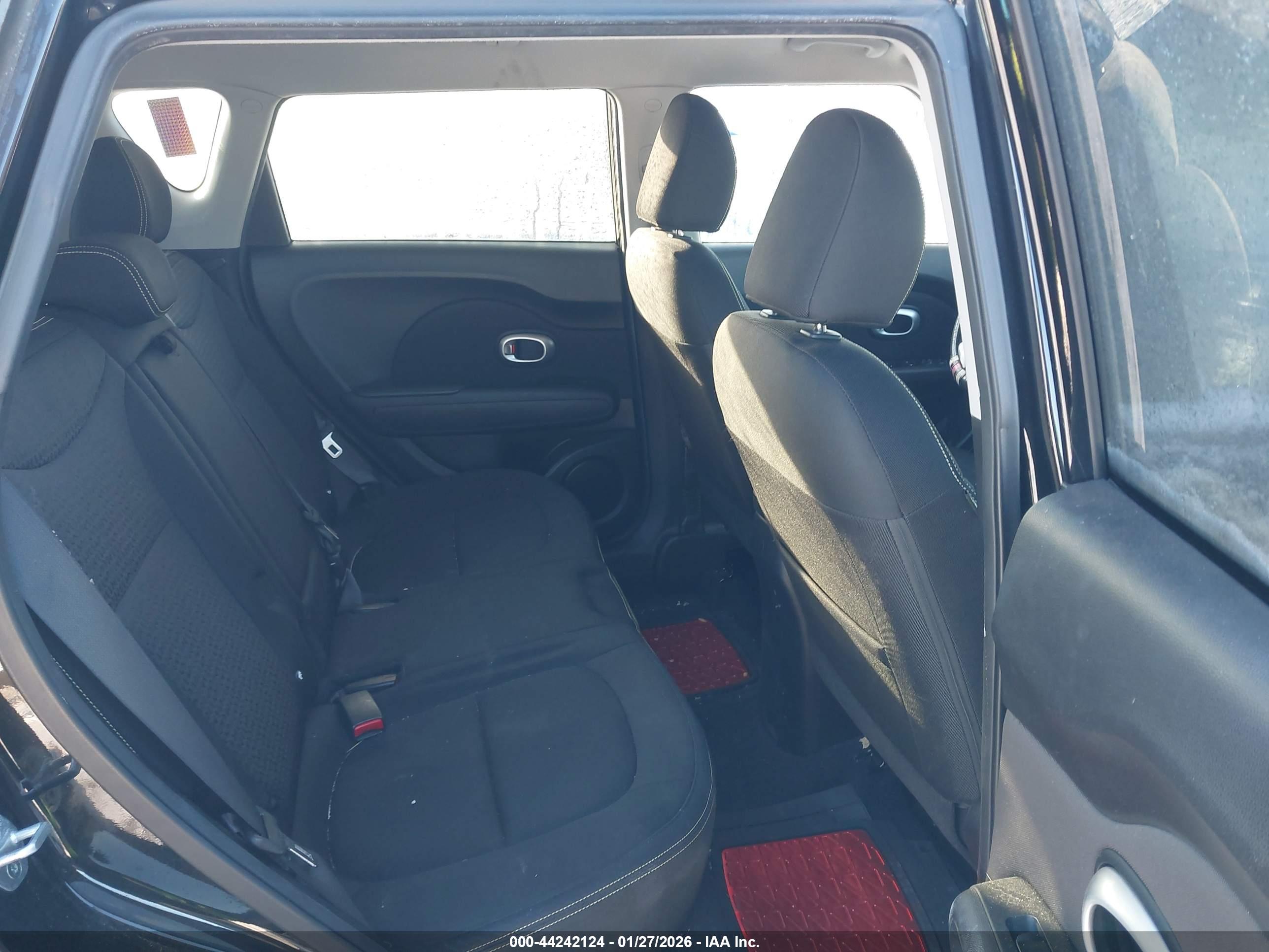 KIA SOUL image 8