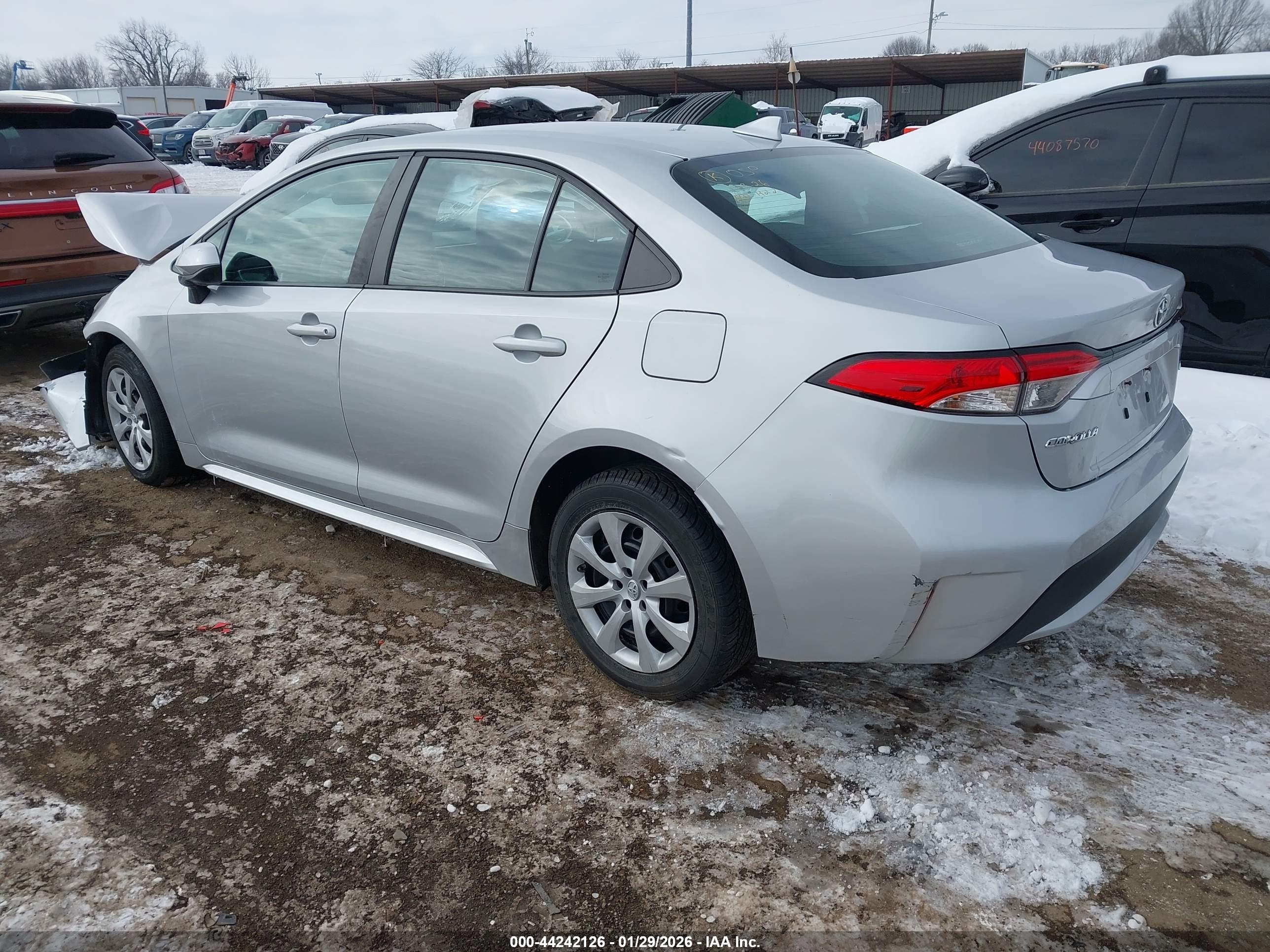 TOYOTA COROLLA image 3