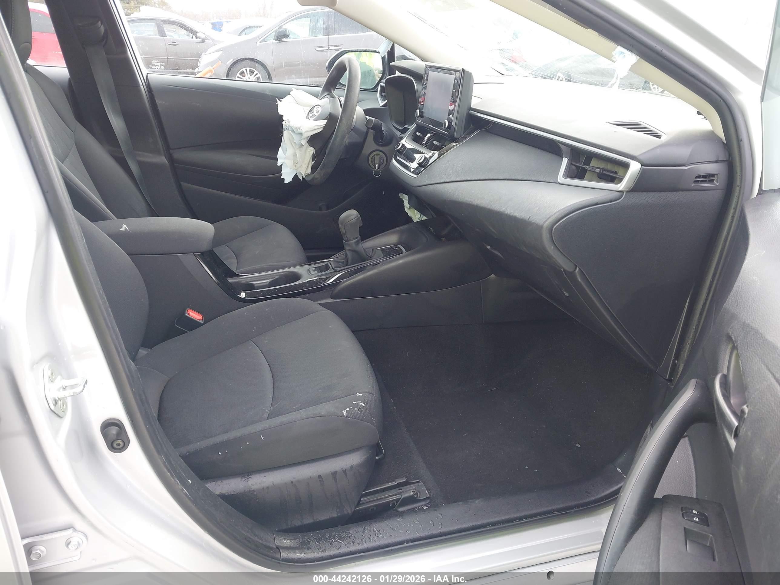 TOYOTA COROLLA image 5