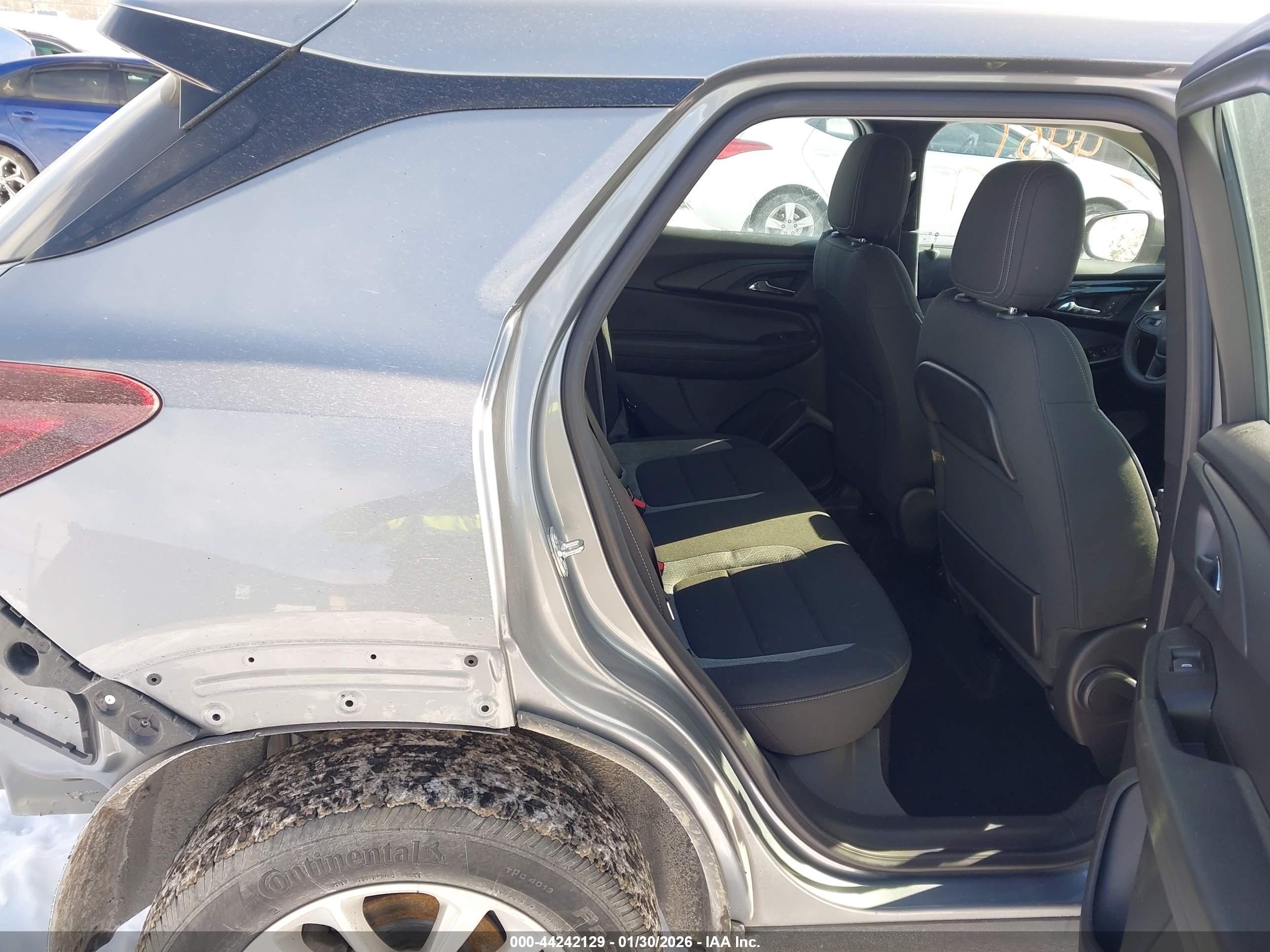 CHEVROLET TRAILBLAZER image 8