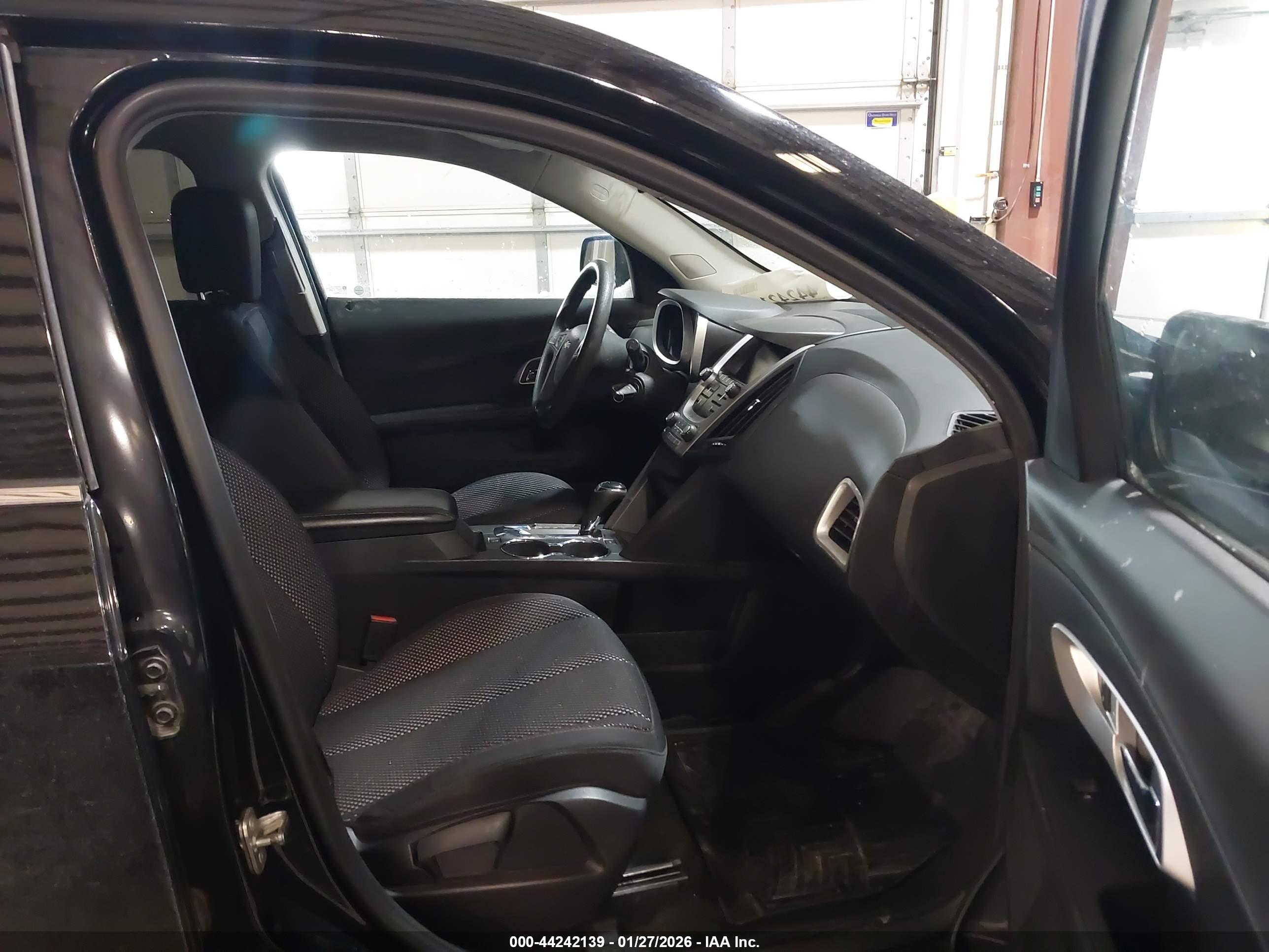 CHEVROLET EQUINOX image 5