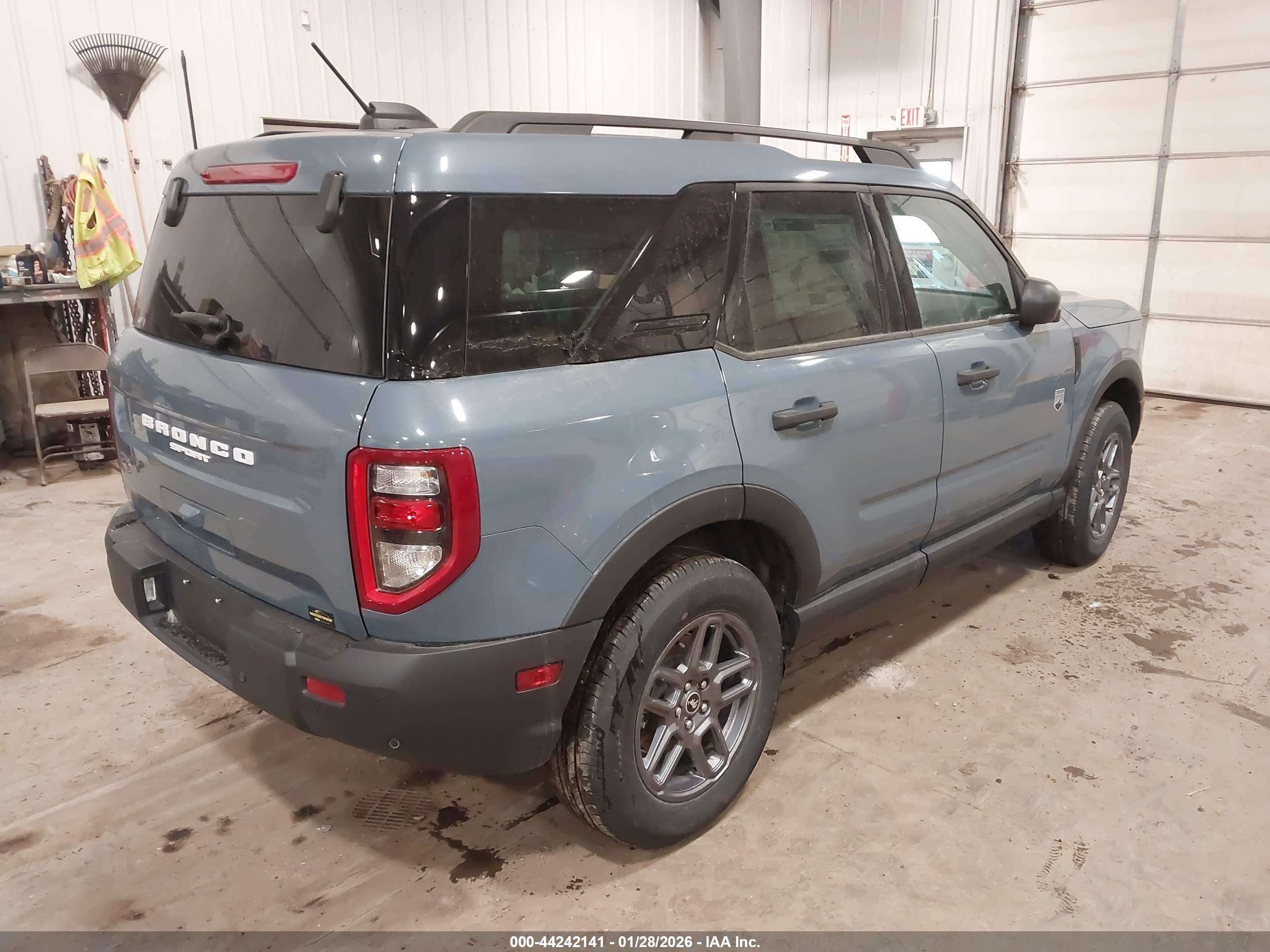 FORD BRONCO image 4
