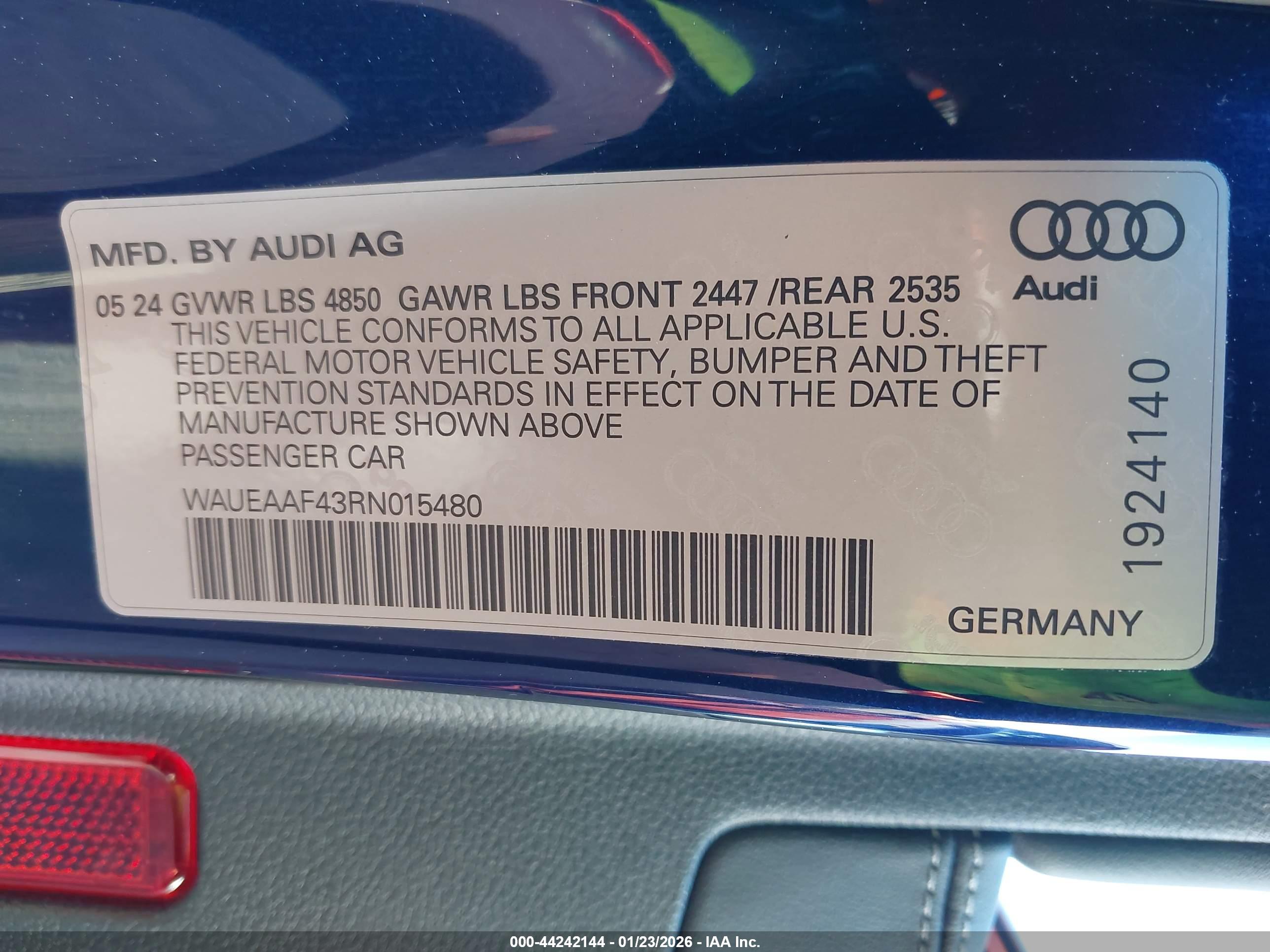 AUDI A4 image 9