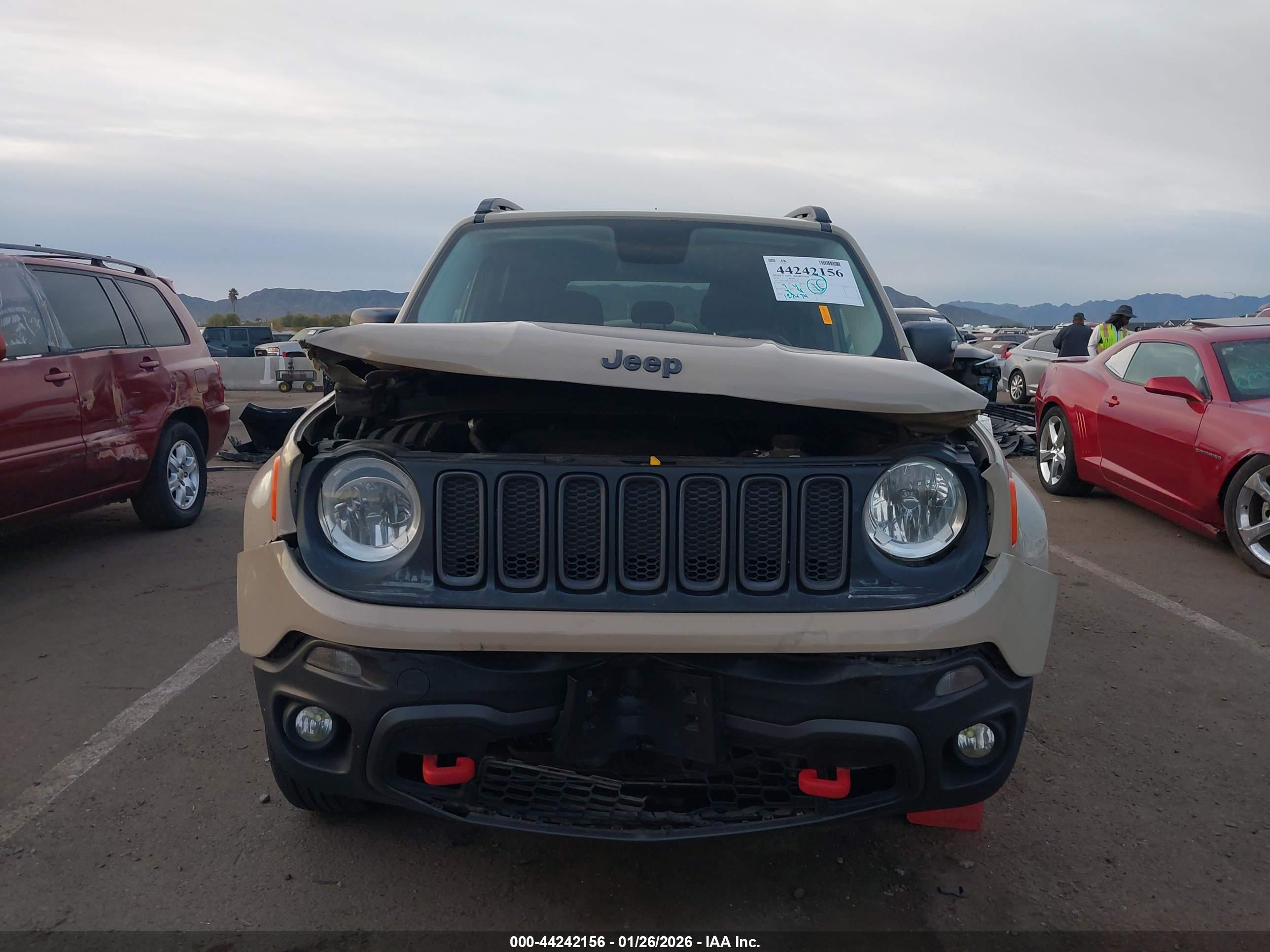 JEEP RENEGADE image 6