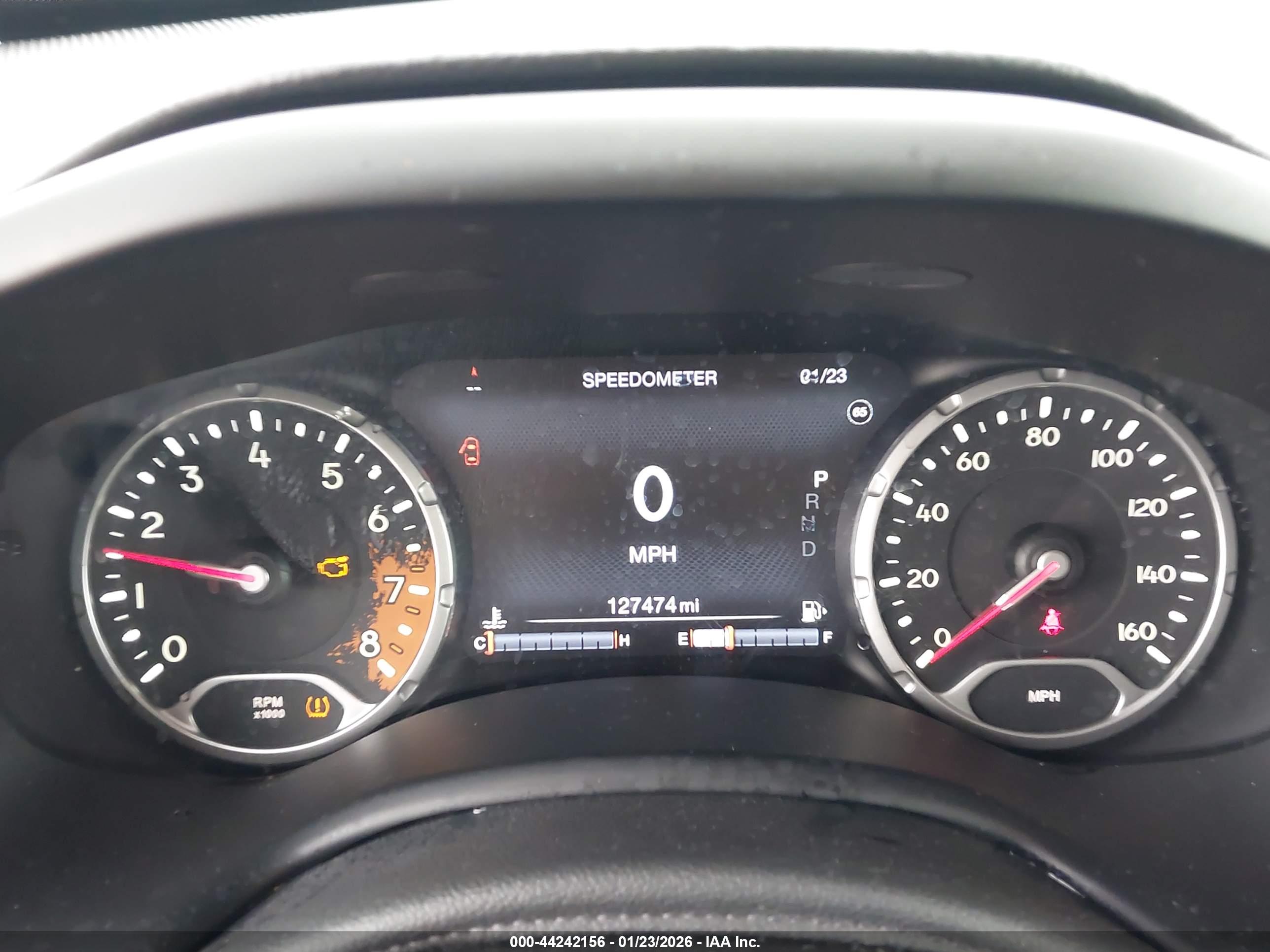 JEEP RENEGADE image 7