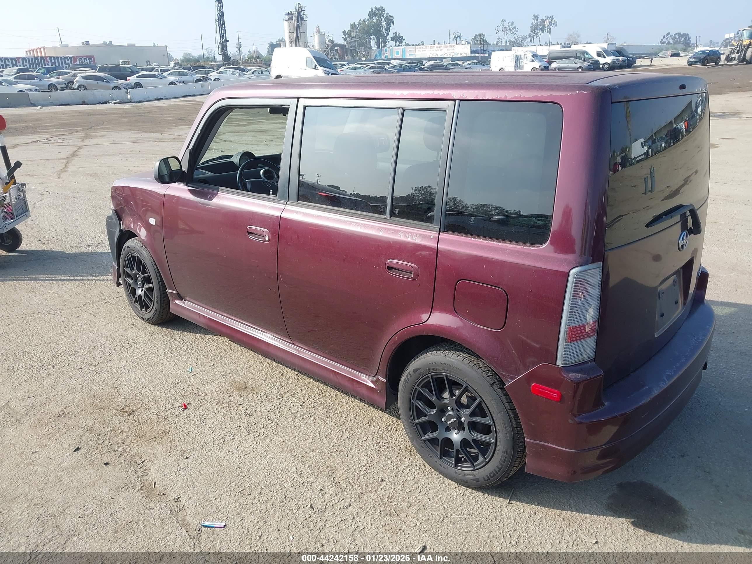 SCION XB image 3