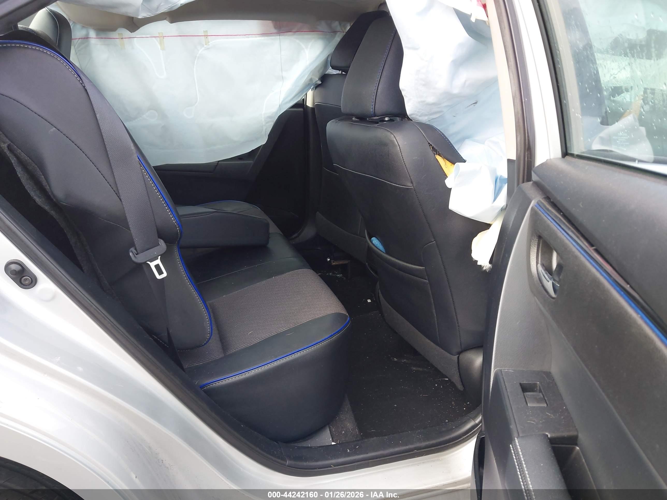 TOYOTA COROLLA image 8