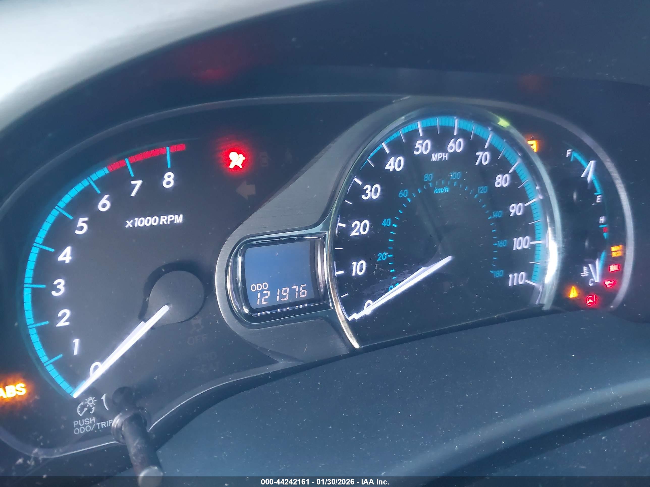 TOYOTA SIENNA image 7