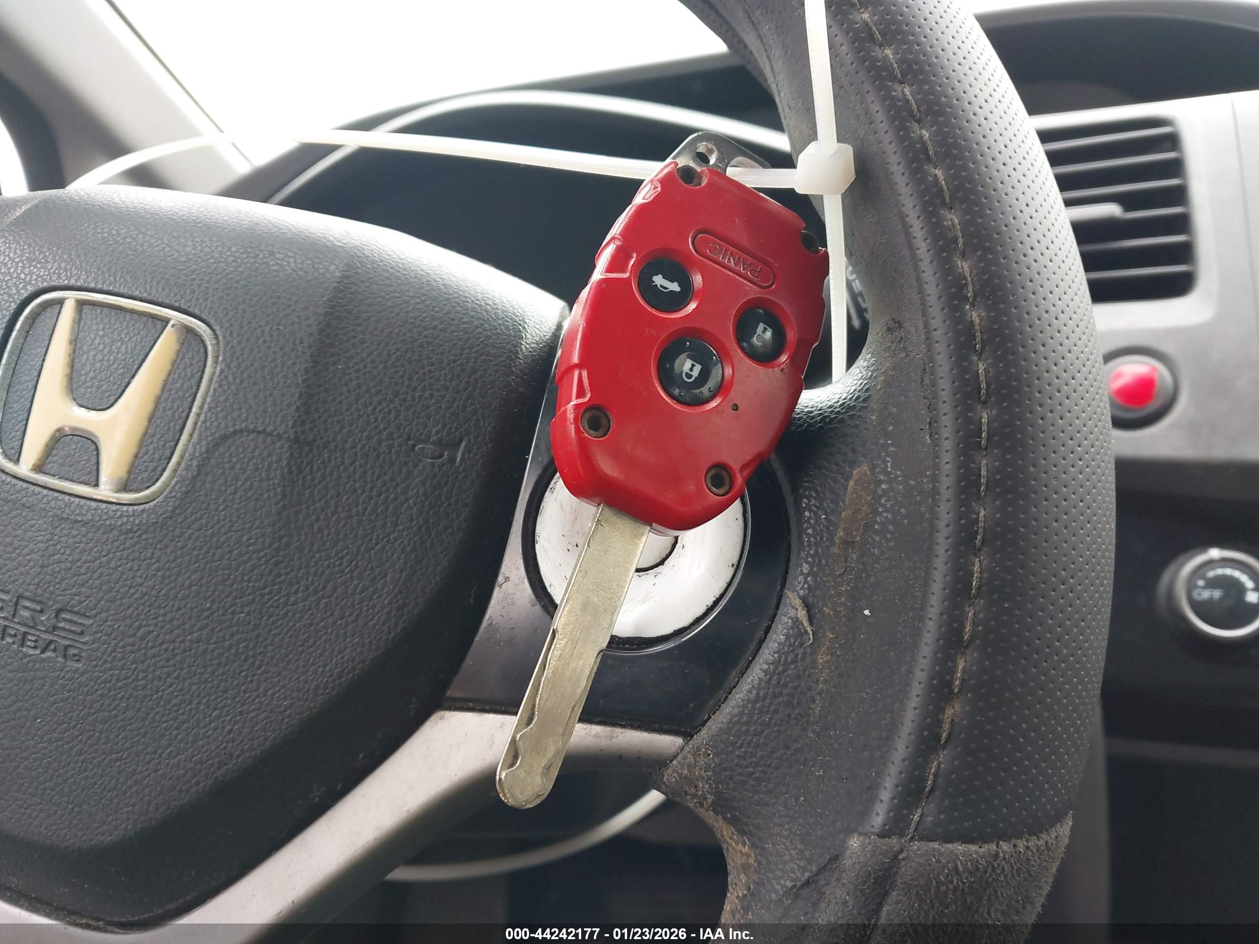 HONDA CIVIC image 11