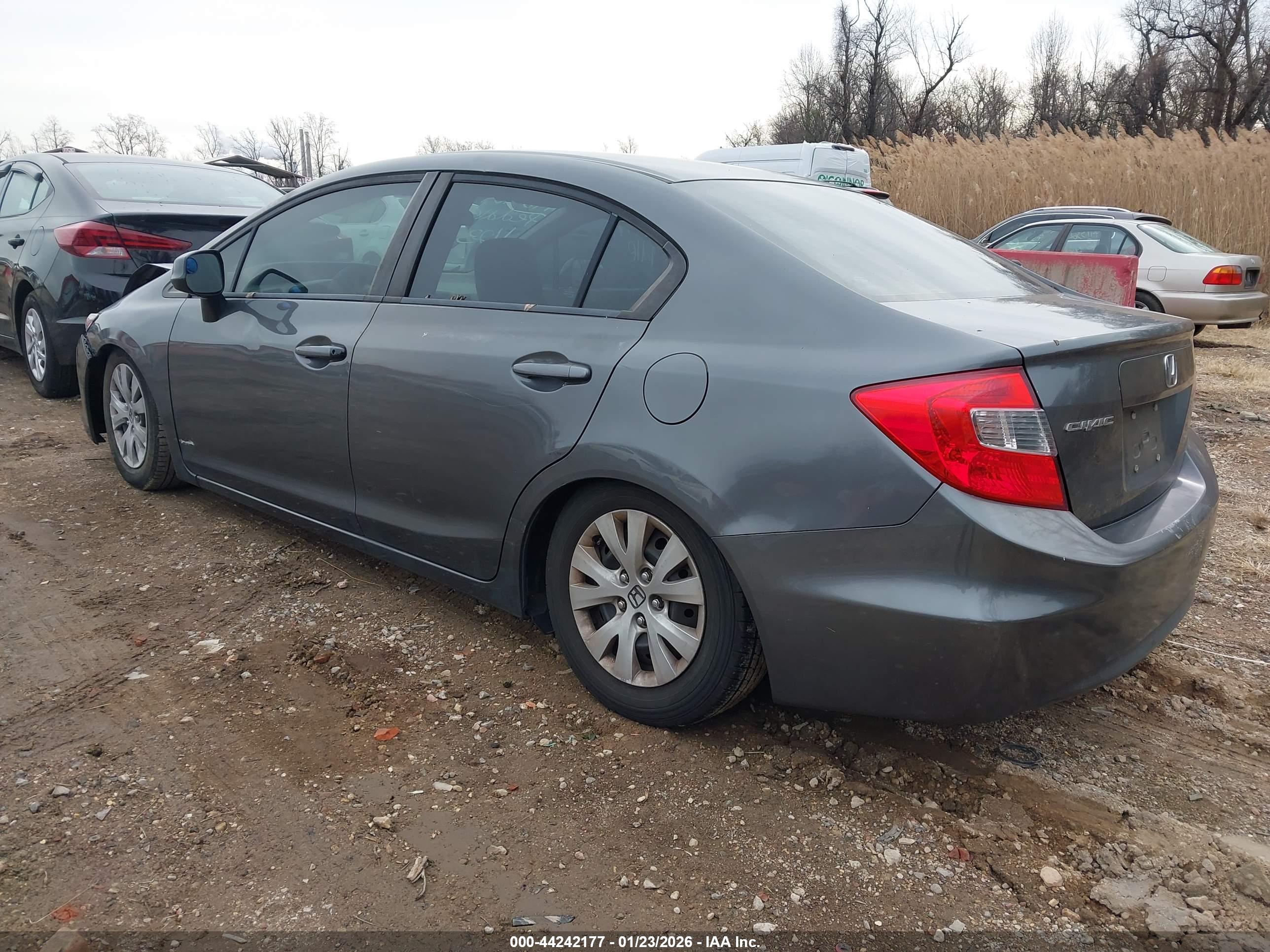 HONDA CIVIC image 3