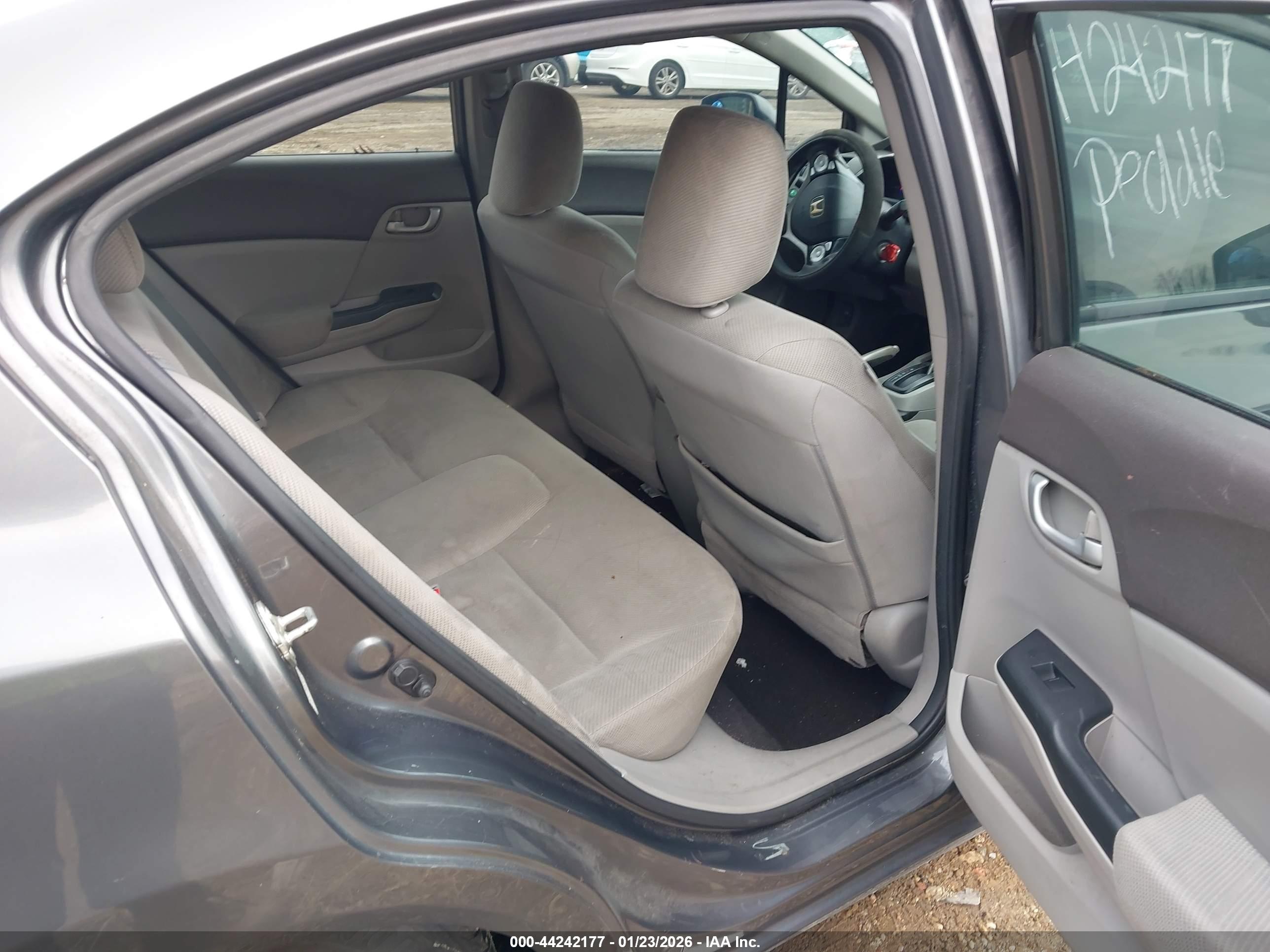 HONDA CIVIC image 8