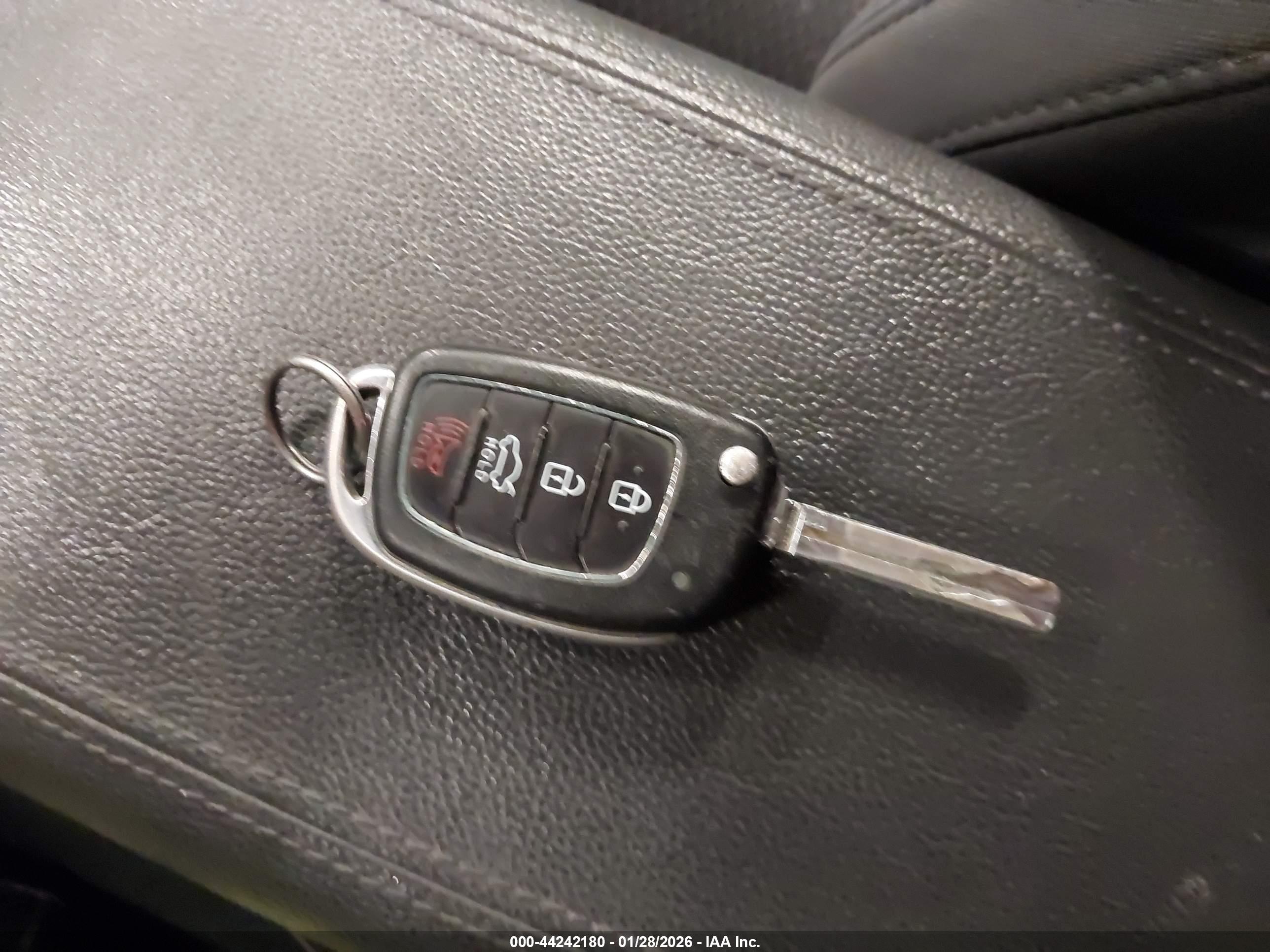 HYUNDAI SONATA image 11