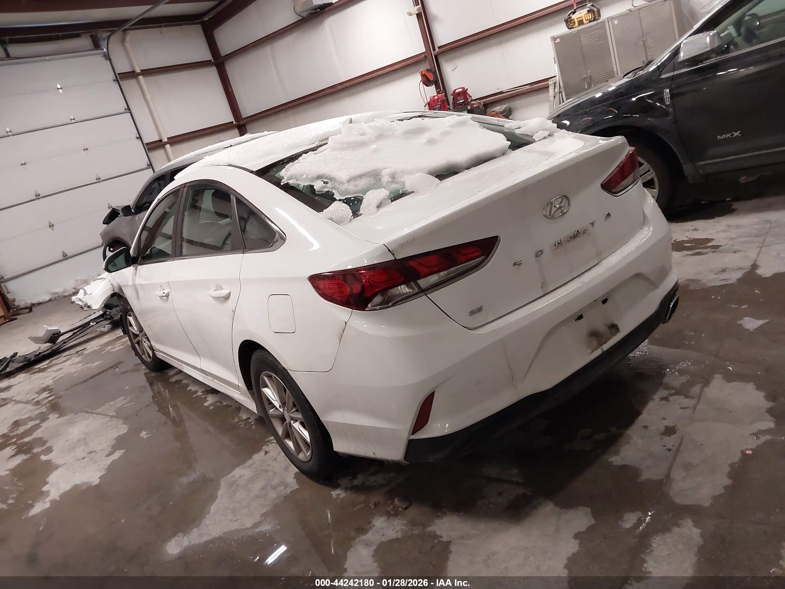 HYUNDAI SONATA image 3