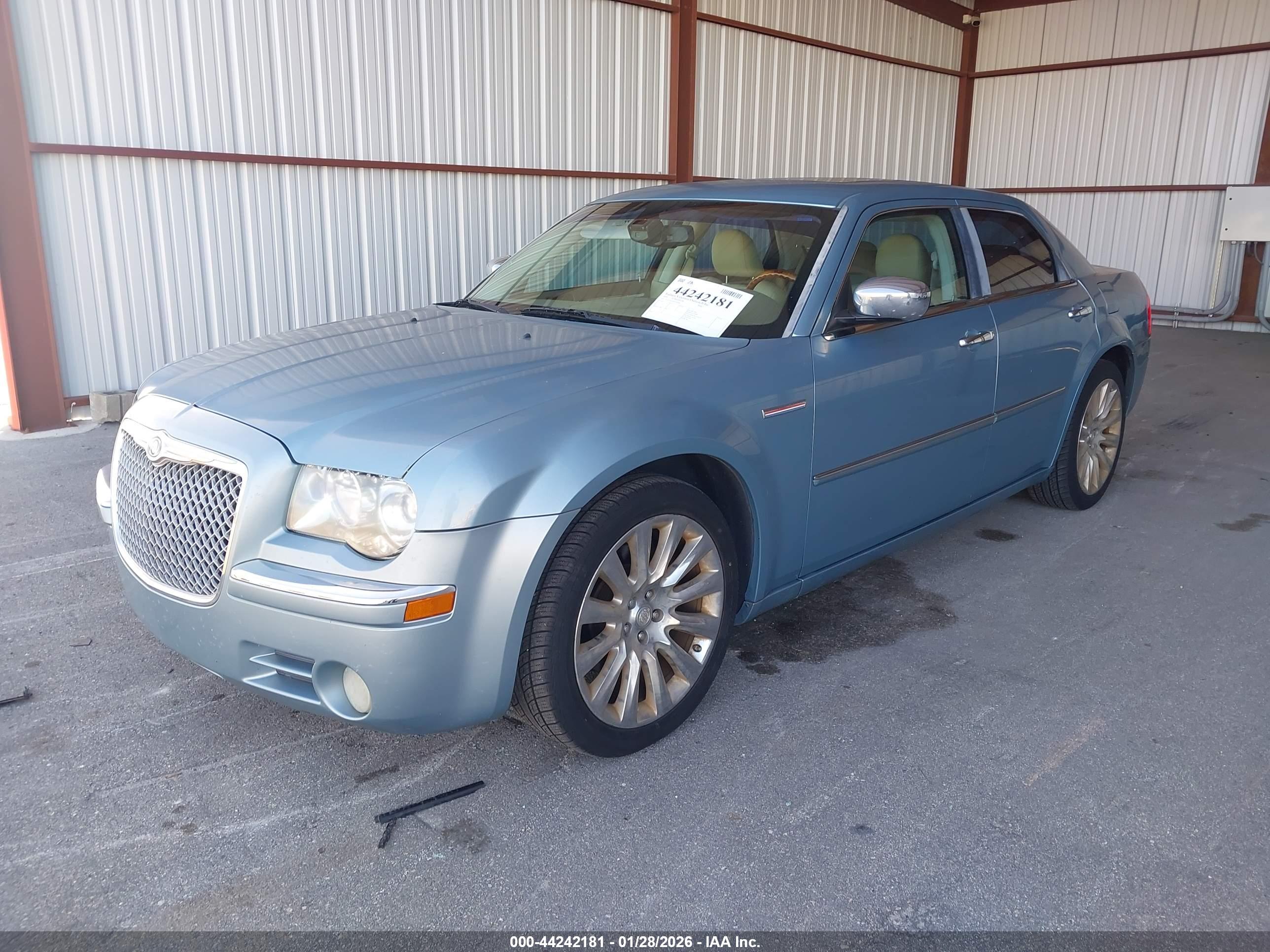 CHRYSLER 300C image 2